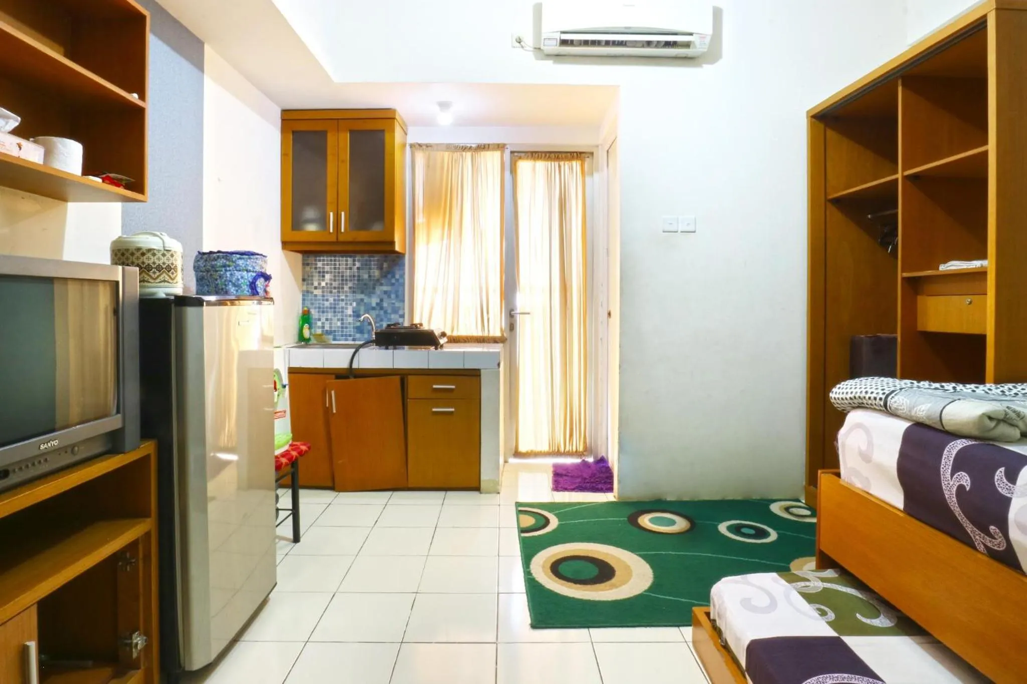 Kitchen or kitchenette in Dewi Depok Apartment Margonda Residence 2