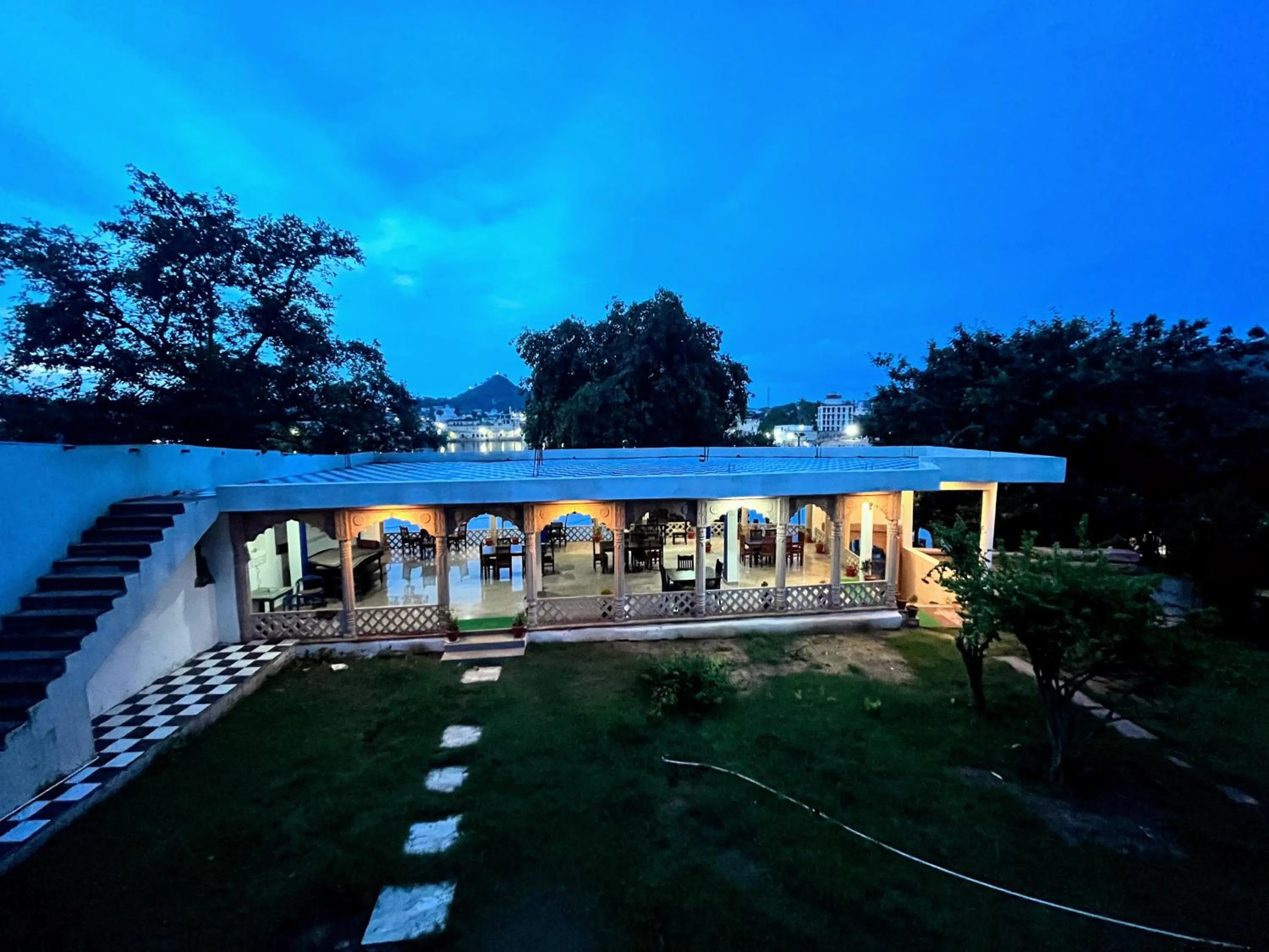 Radhika Palace Hotel