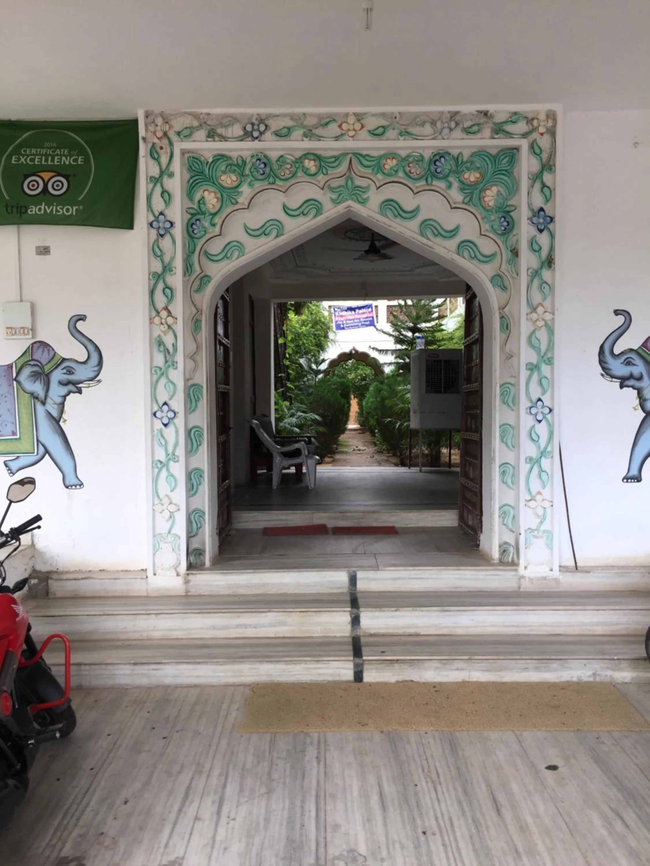 Radhika Palace Hotel