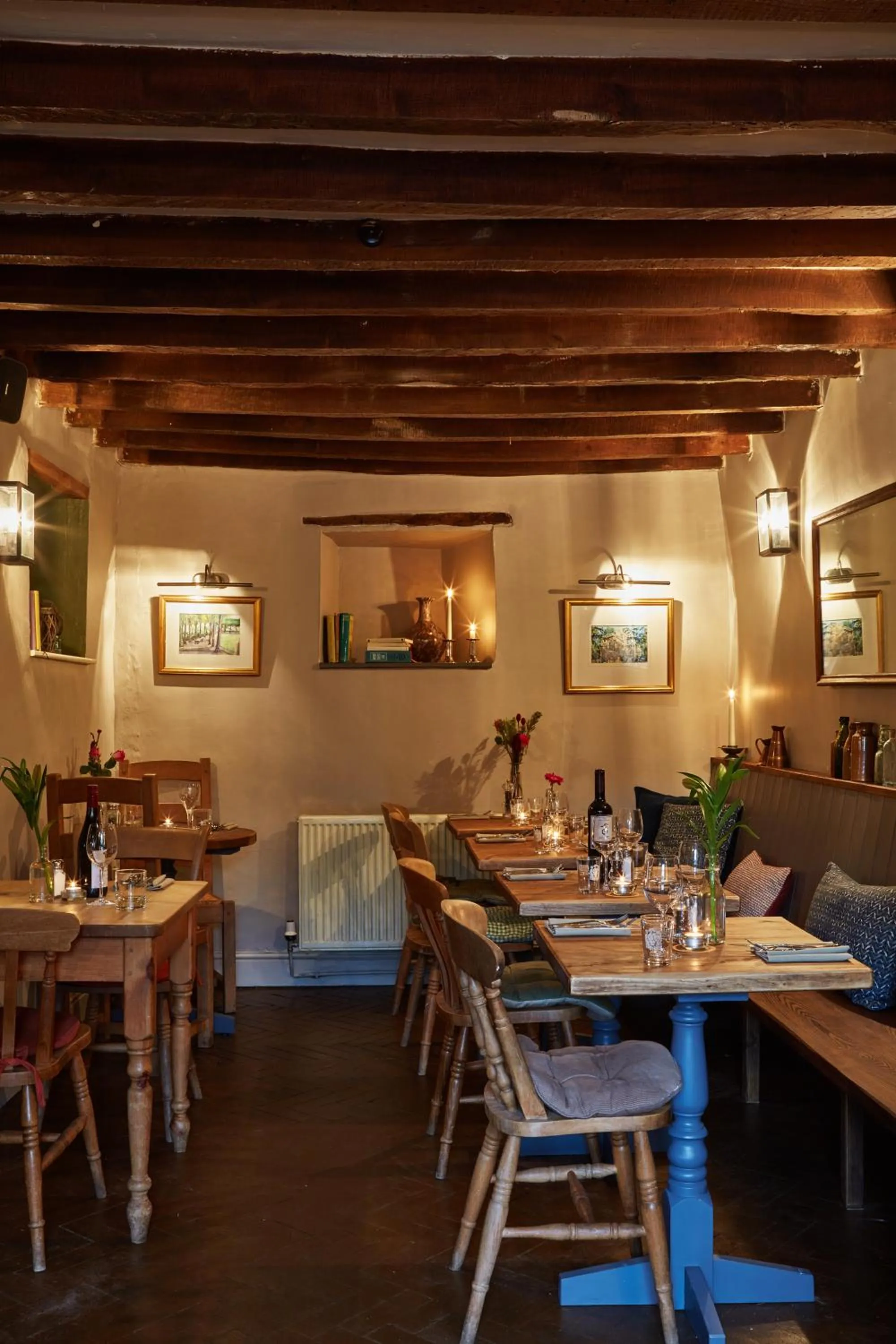 Restaurant/places to eat in The Angel at Burford