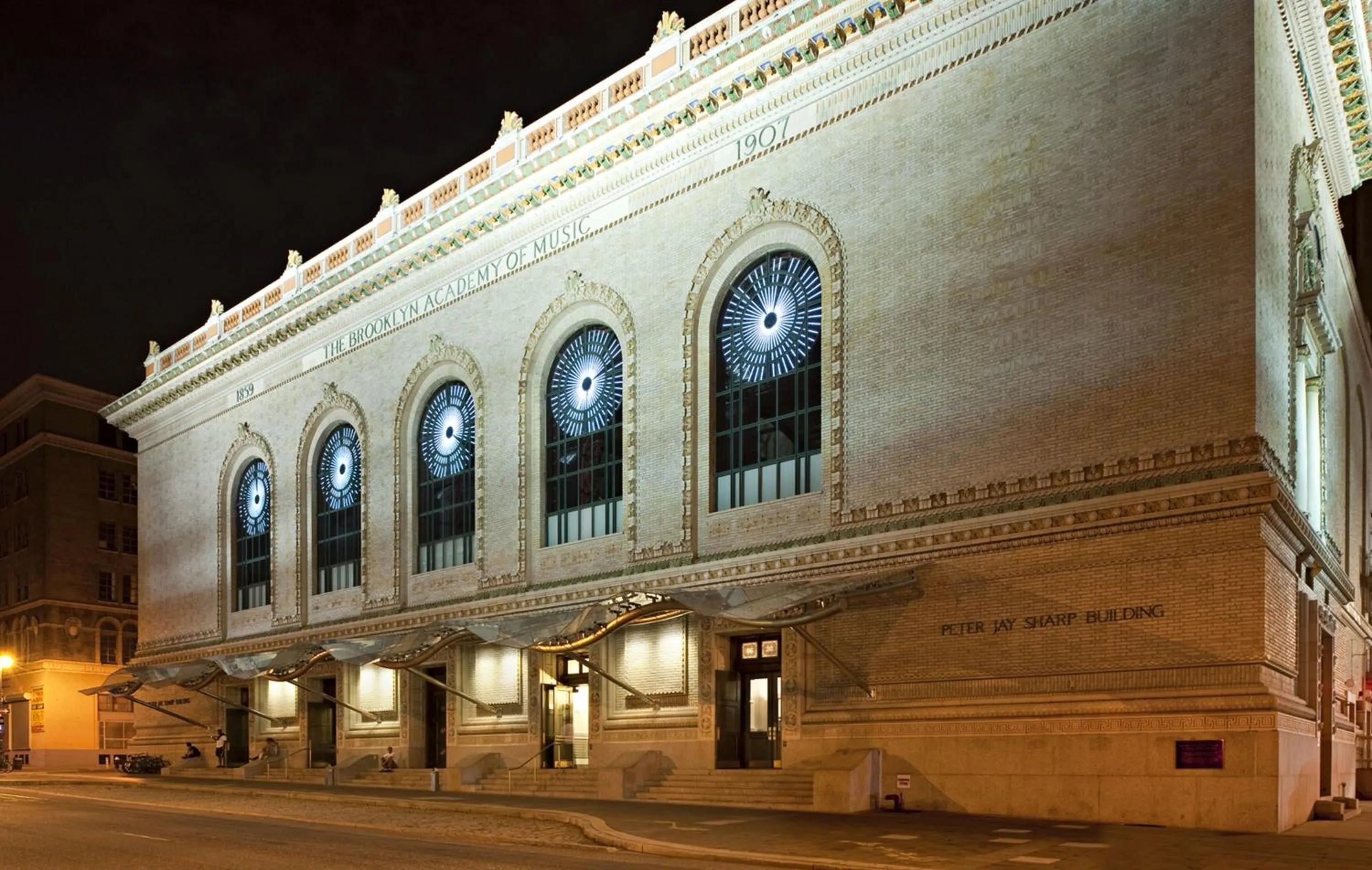 Nearby landmark in EVEN Hotel Brooklyn by IHG