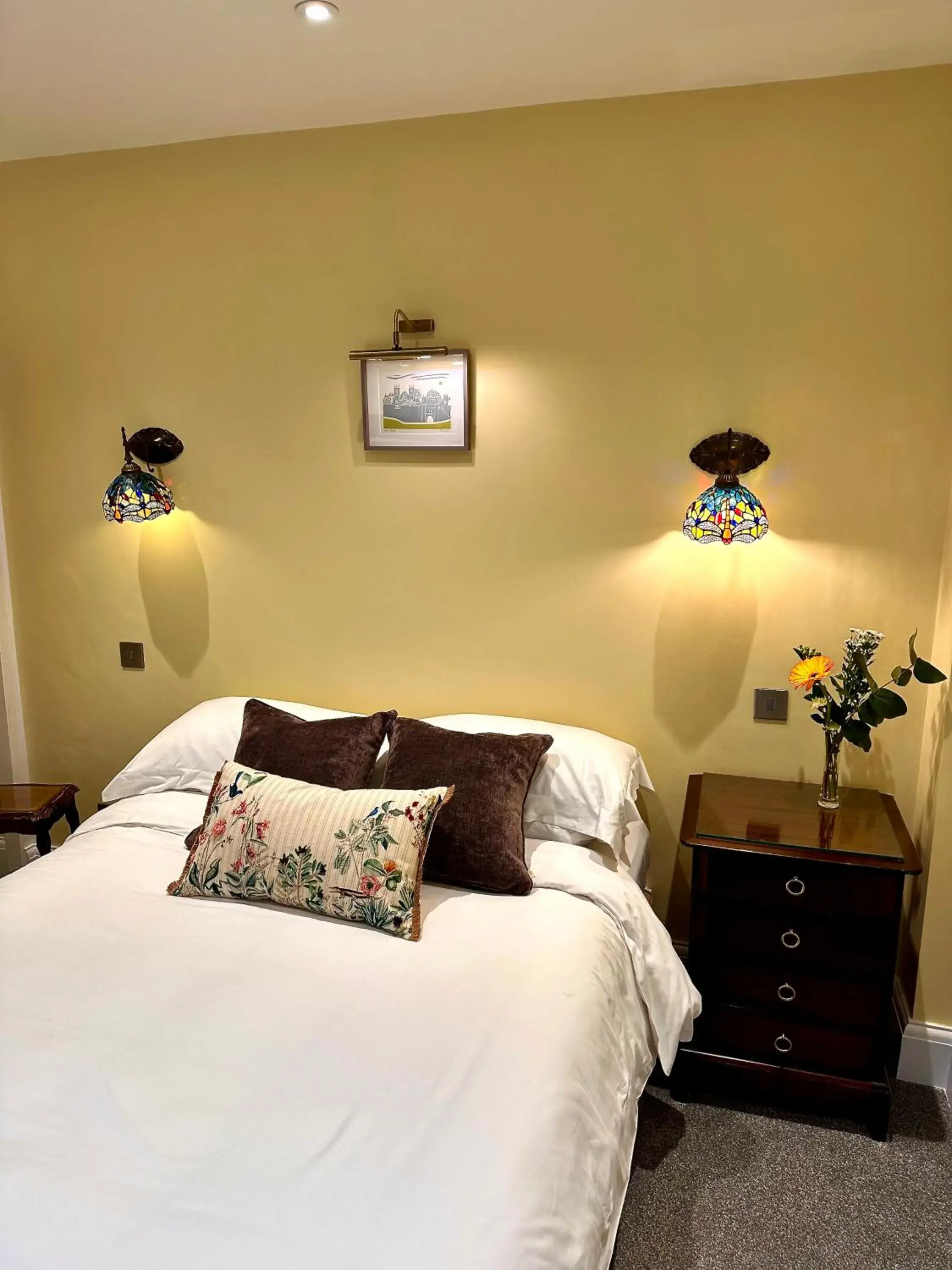 Economy Double Room in 23 St Mary's Economy Double Room in 23 St Mary's