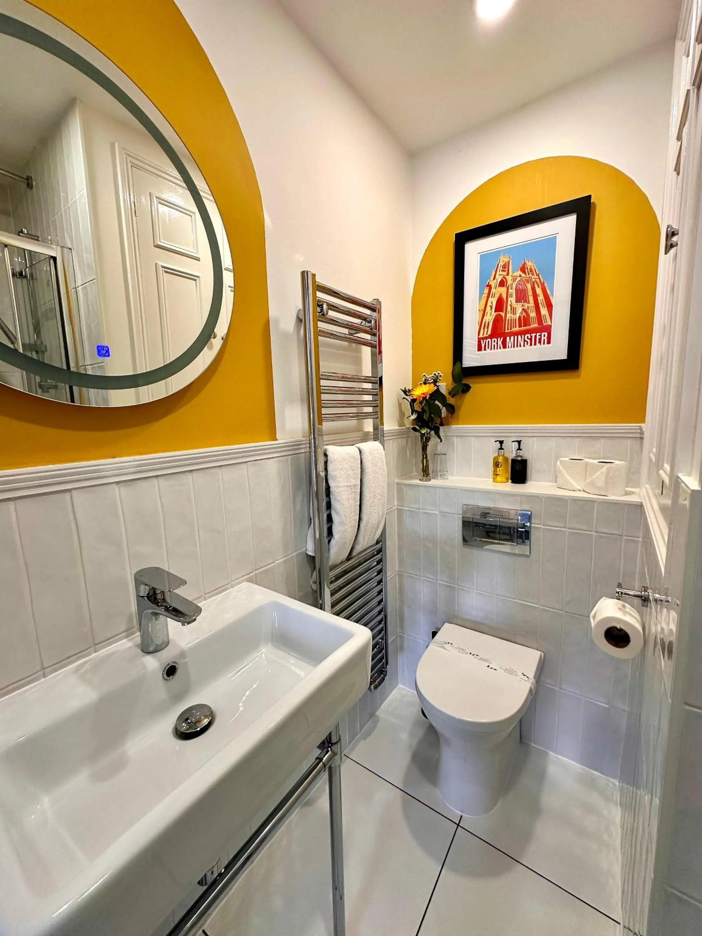 Shower in 23 St Mary's