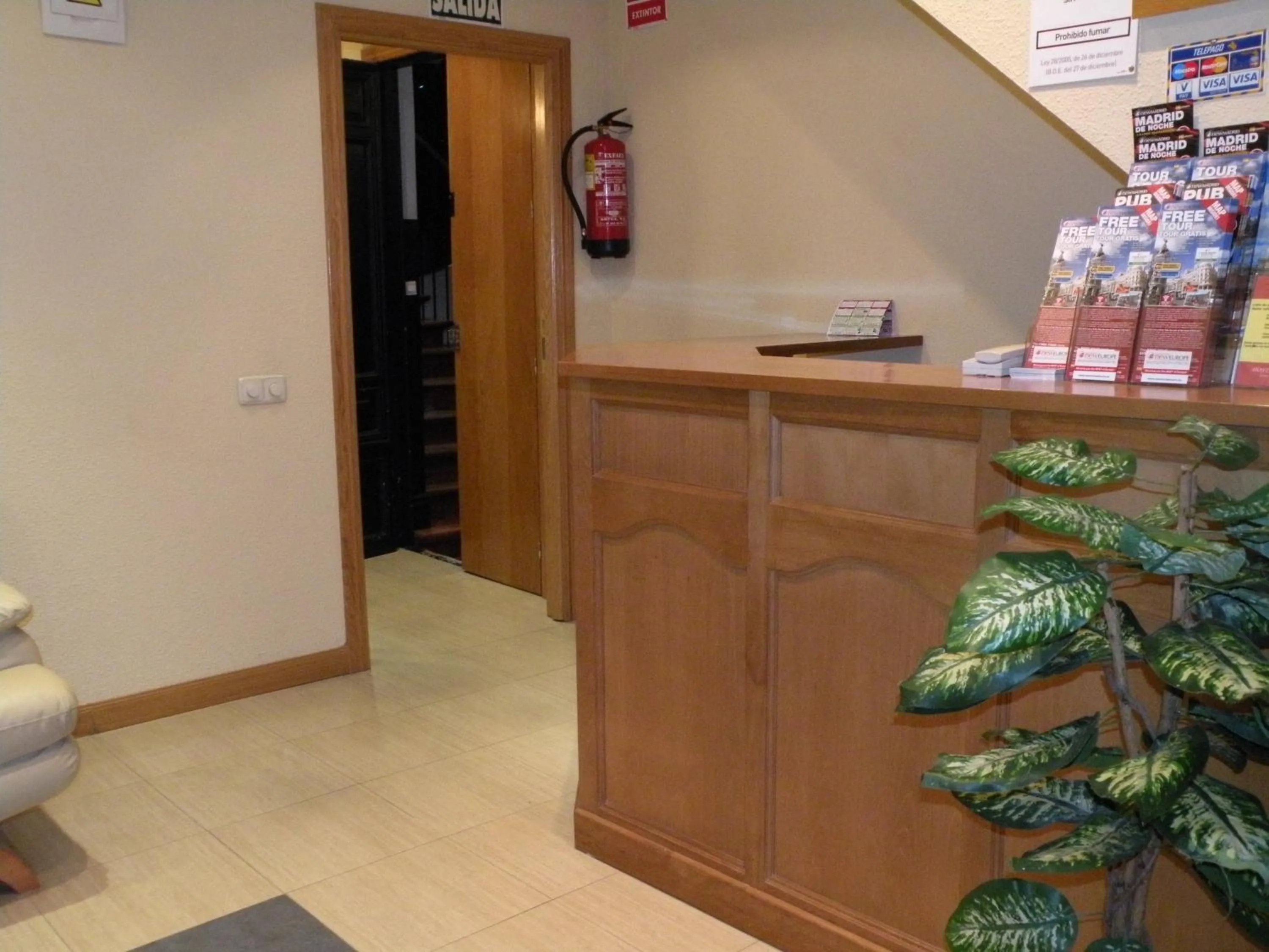 Lobby or reception in Hostal Benamar