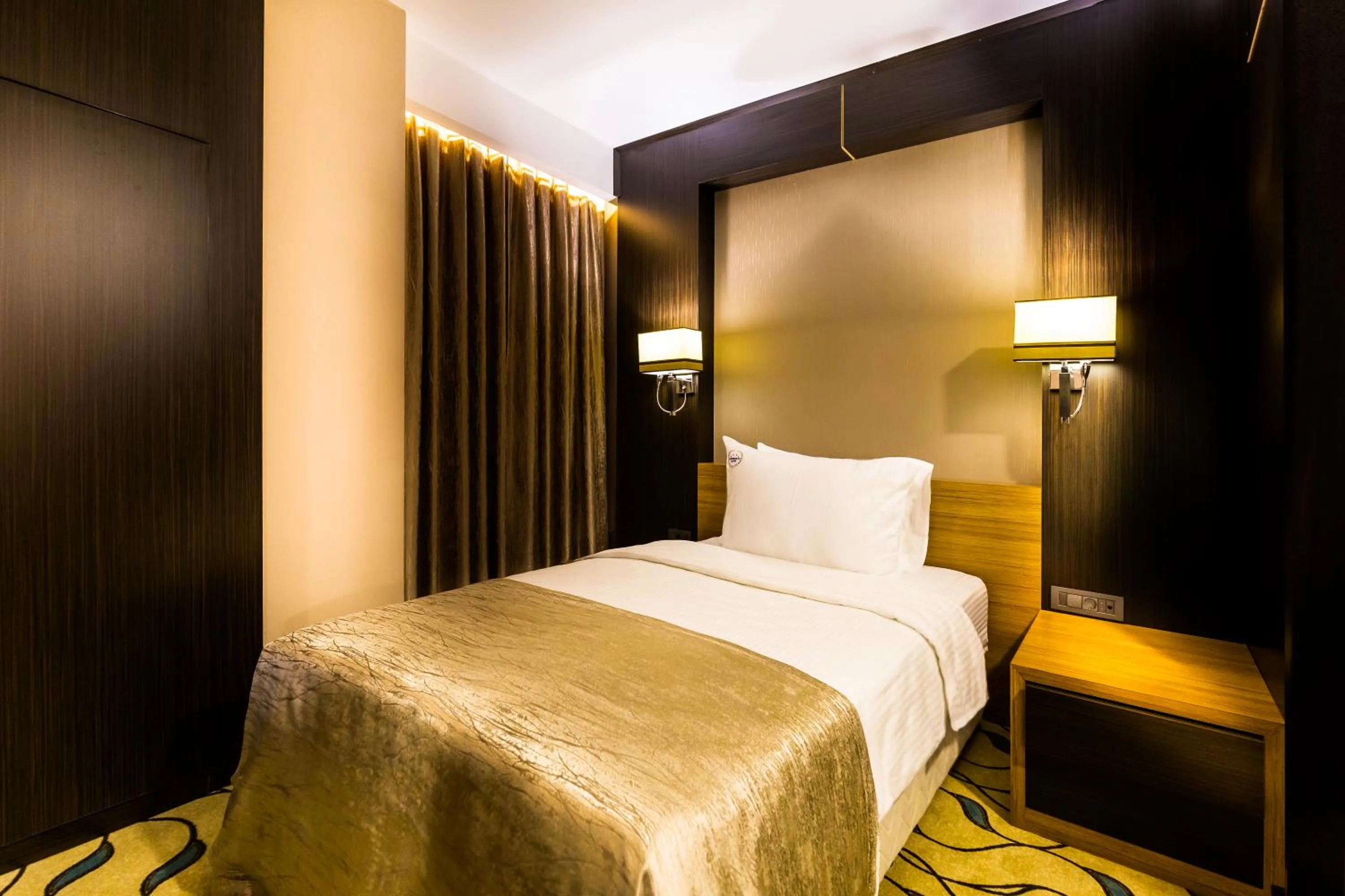 Bed in Lozengrad Hotel