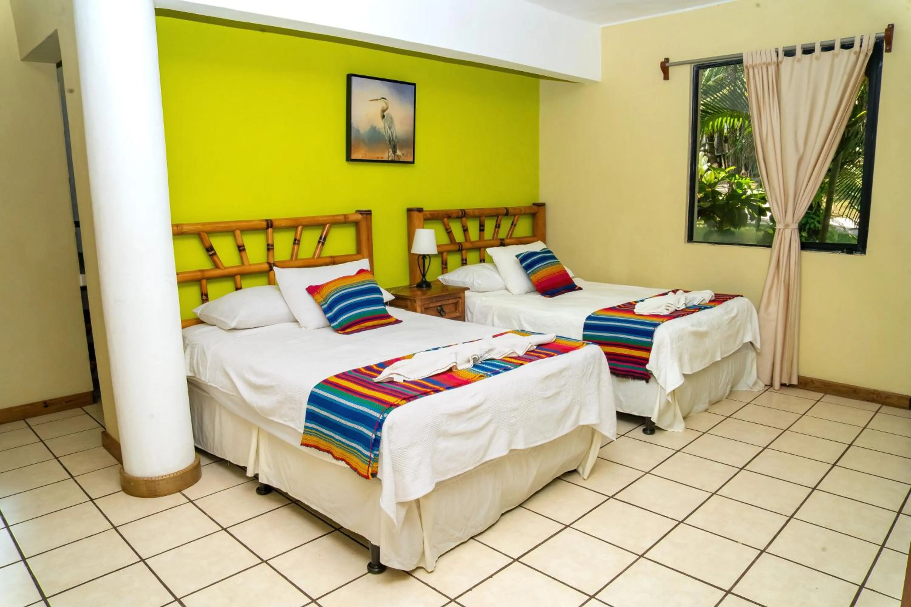 Bedroom, Bed in Banana Palms Hotel