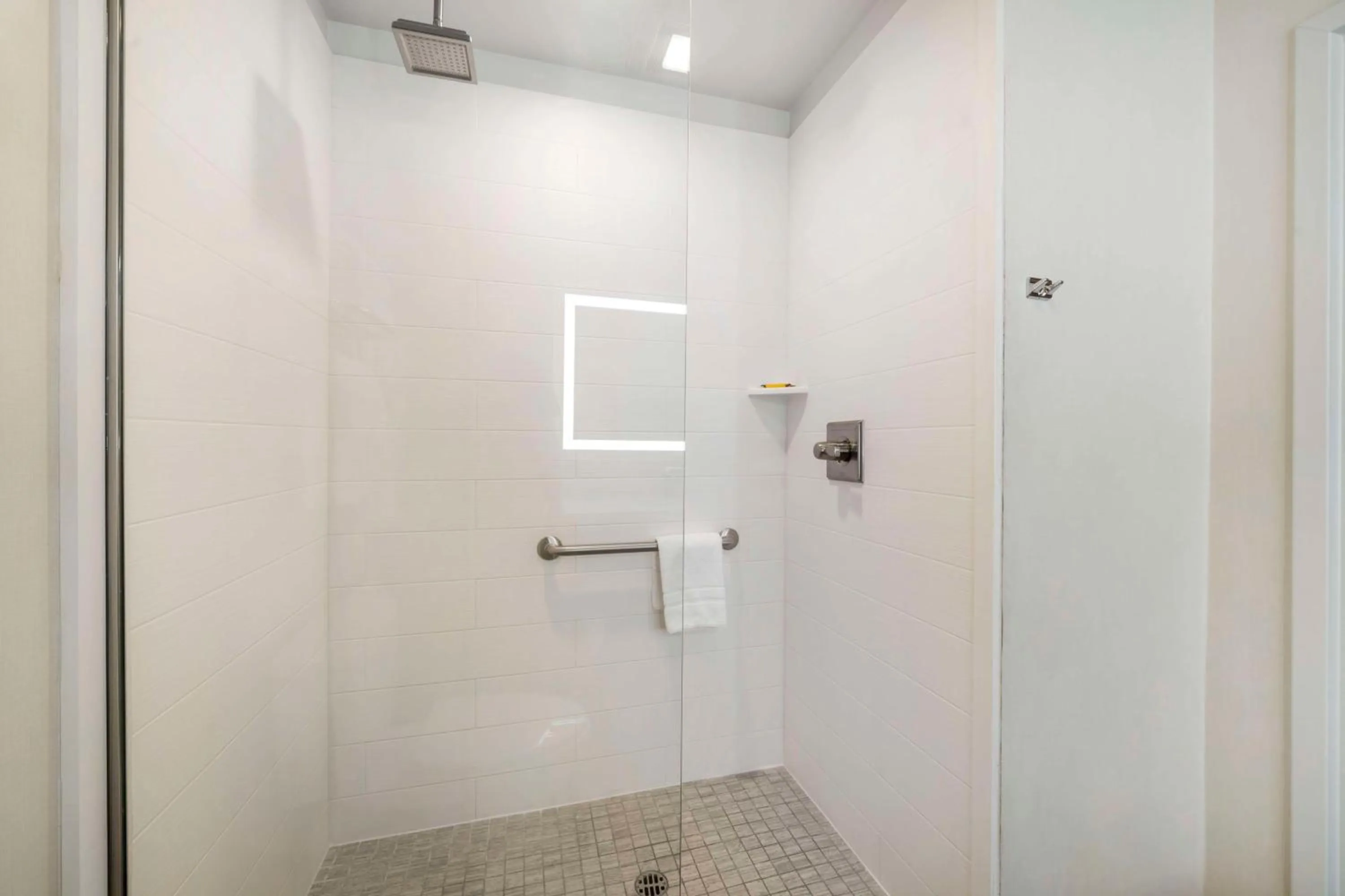 Bathroom in Best Western Plus Gardena-Los Angeles Inn & Suites