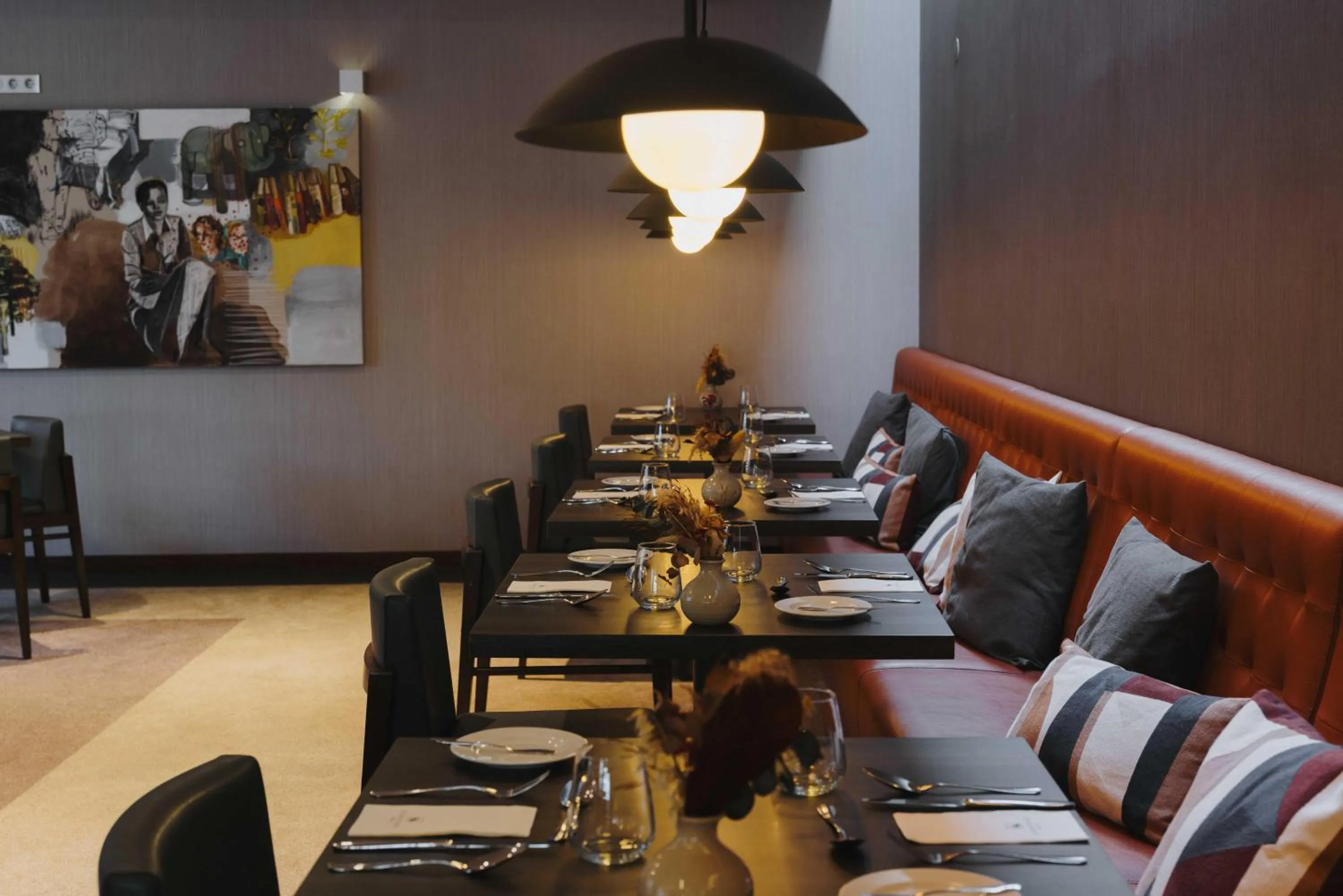 Restaurant/places to eat in Timbre Heroismo