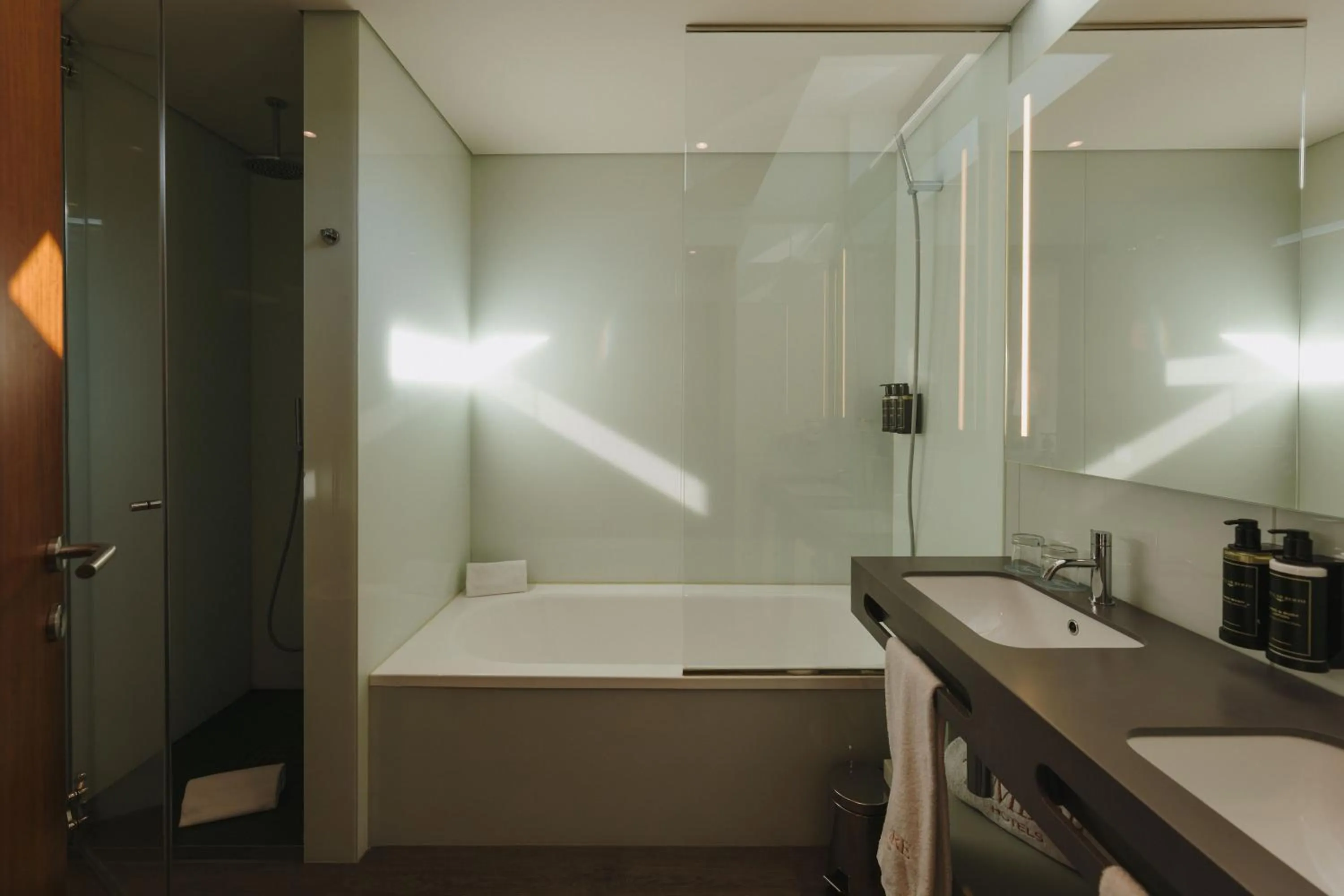 Bathroom in Timbre Heroismo