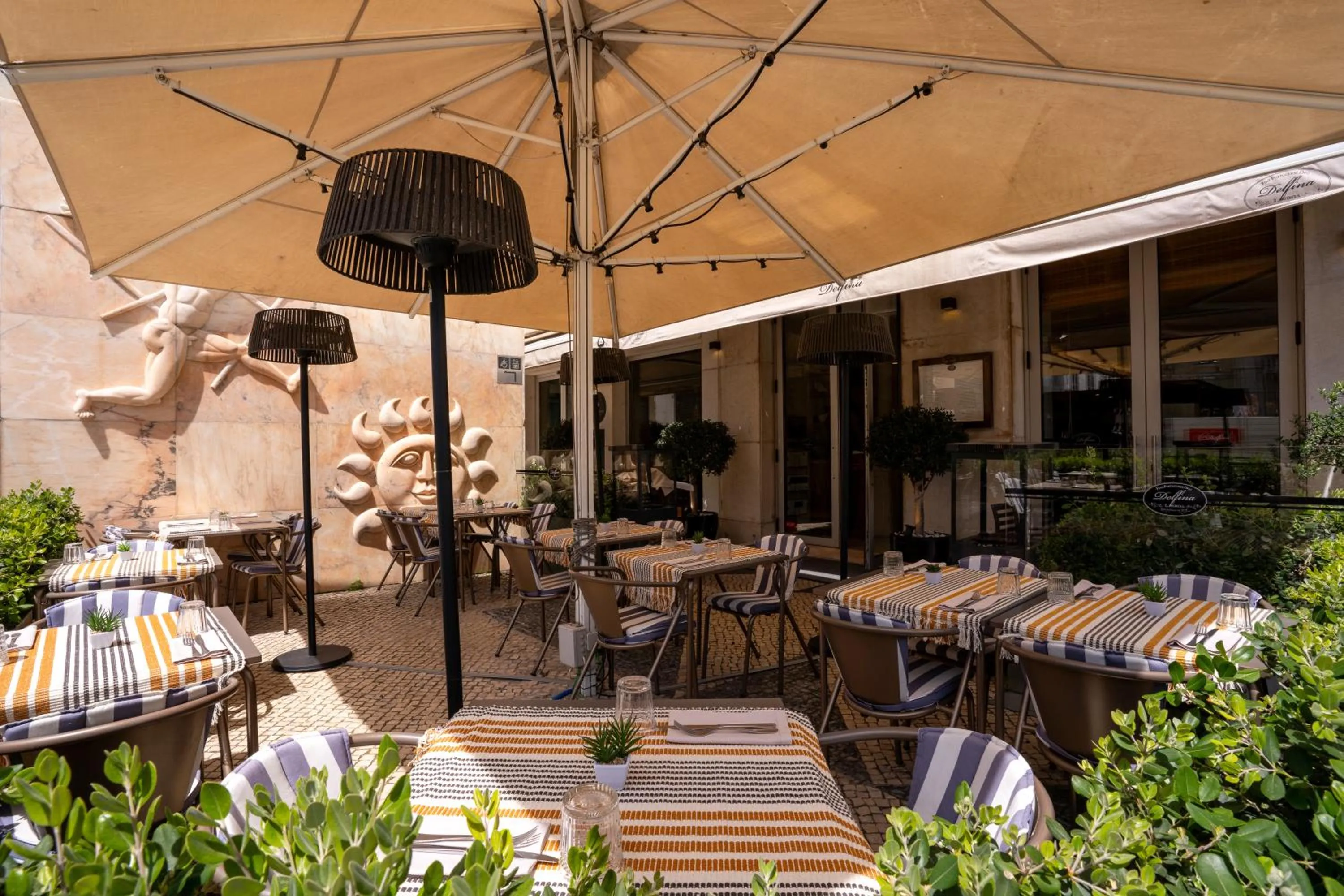 Restaurant/places to eat in AlmaLusa Baixa/Chiado