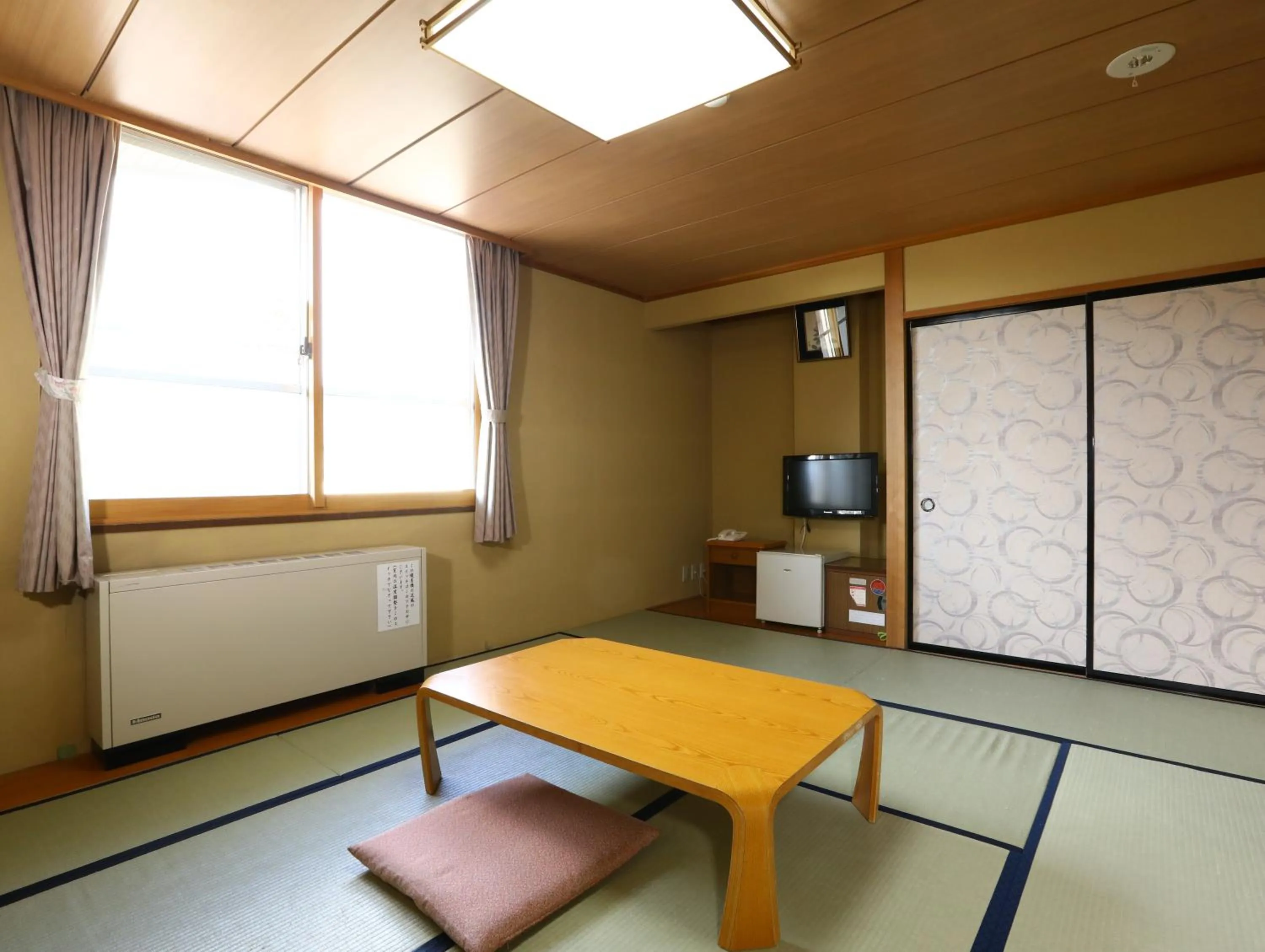 Photo of the whole room in Shiga Ichii Hotel