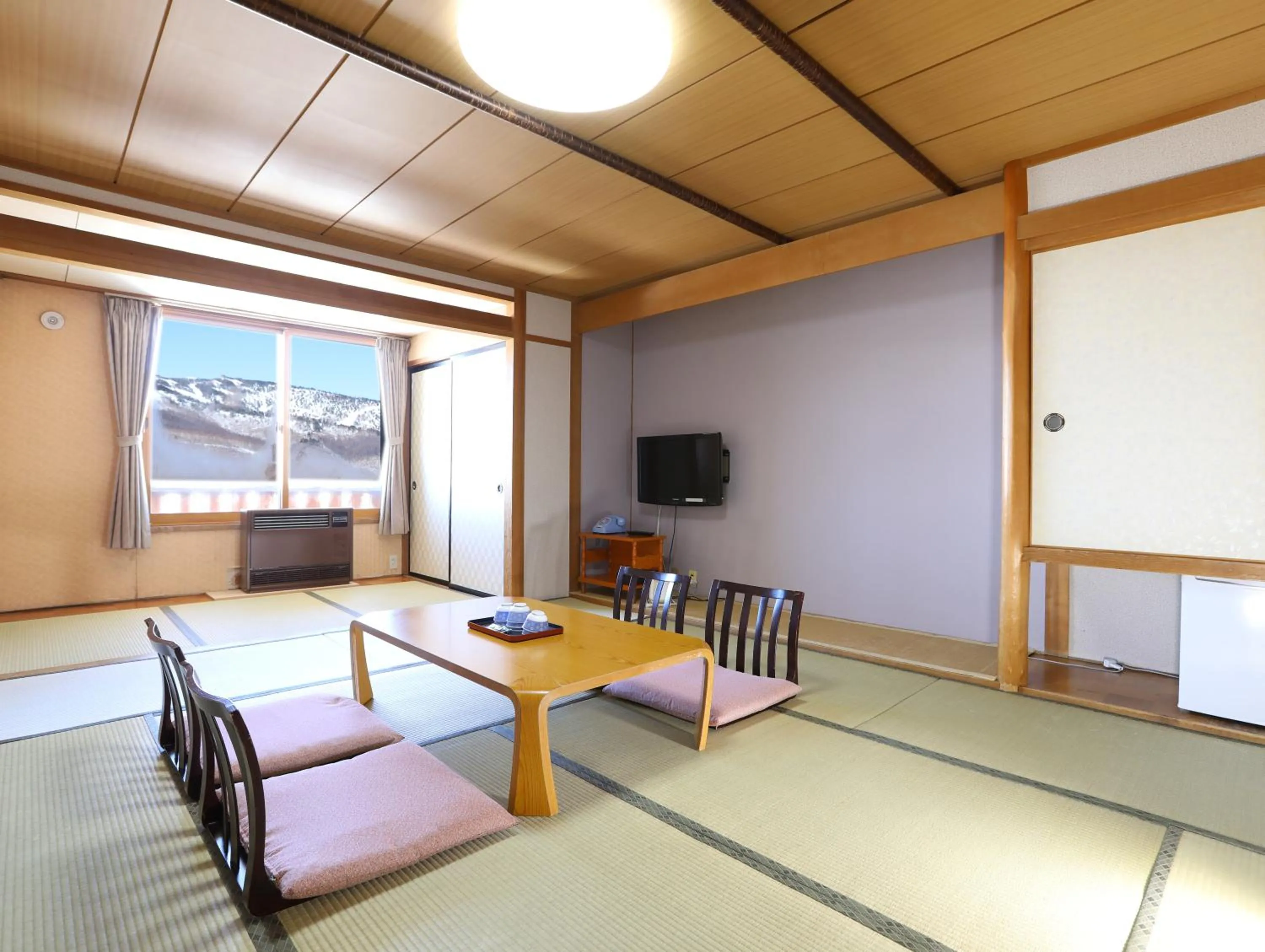 Mountain view in Shiga Ichii Hotel