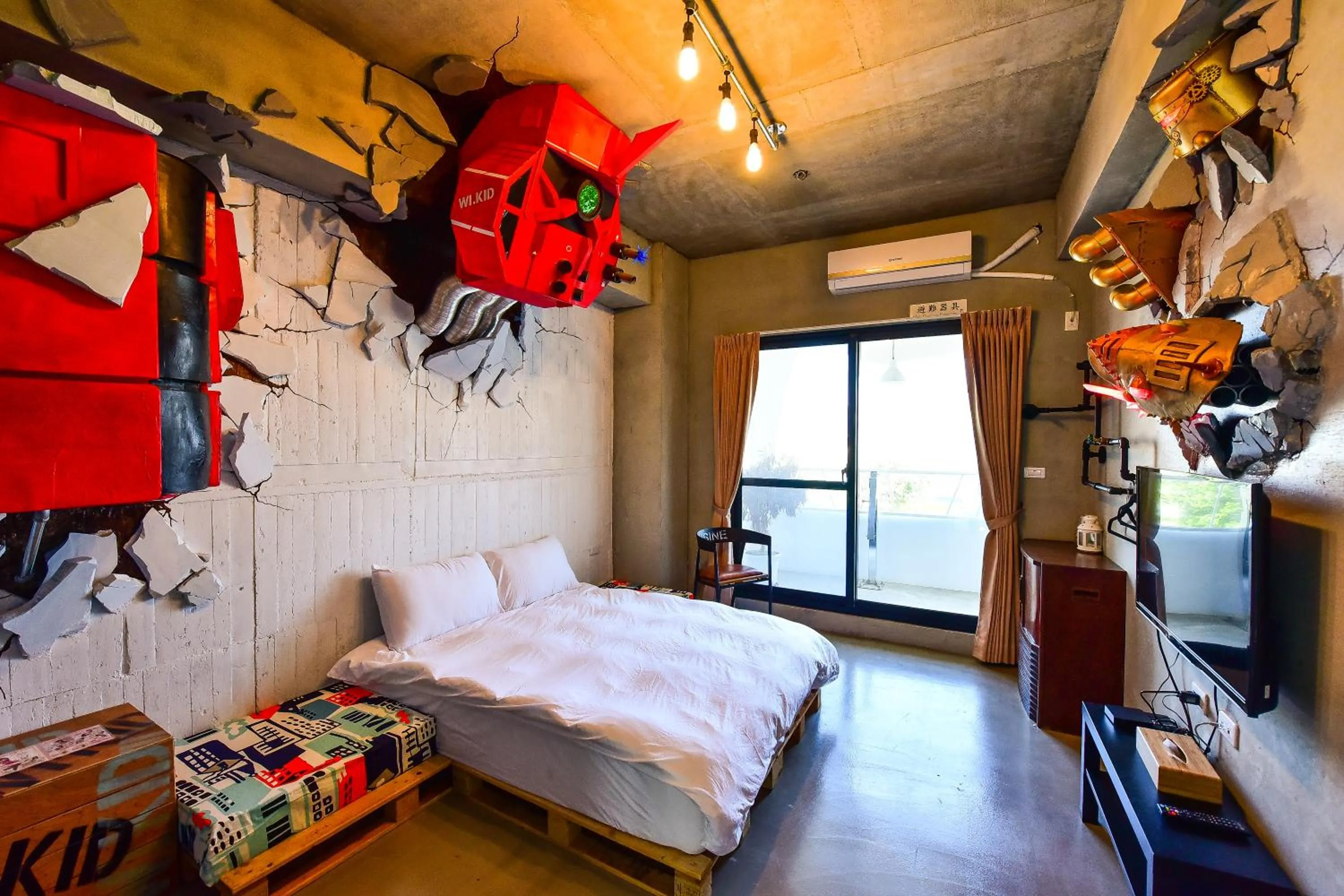 Photo of the whole room, Bed in Anping Wikid Design Hotel