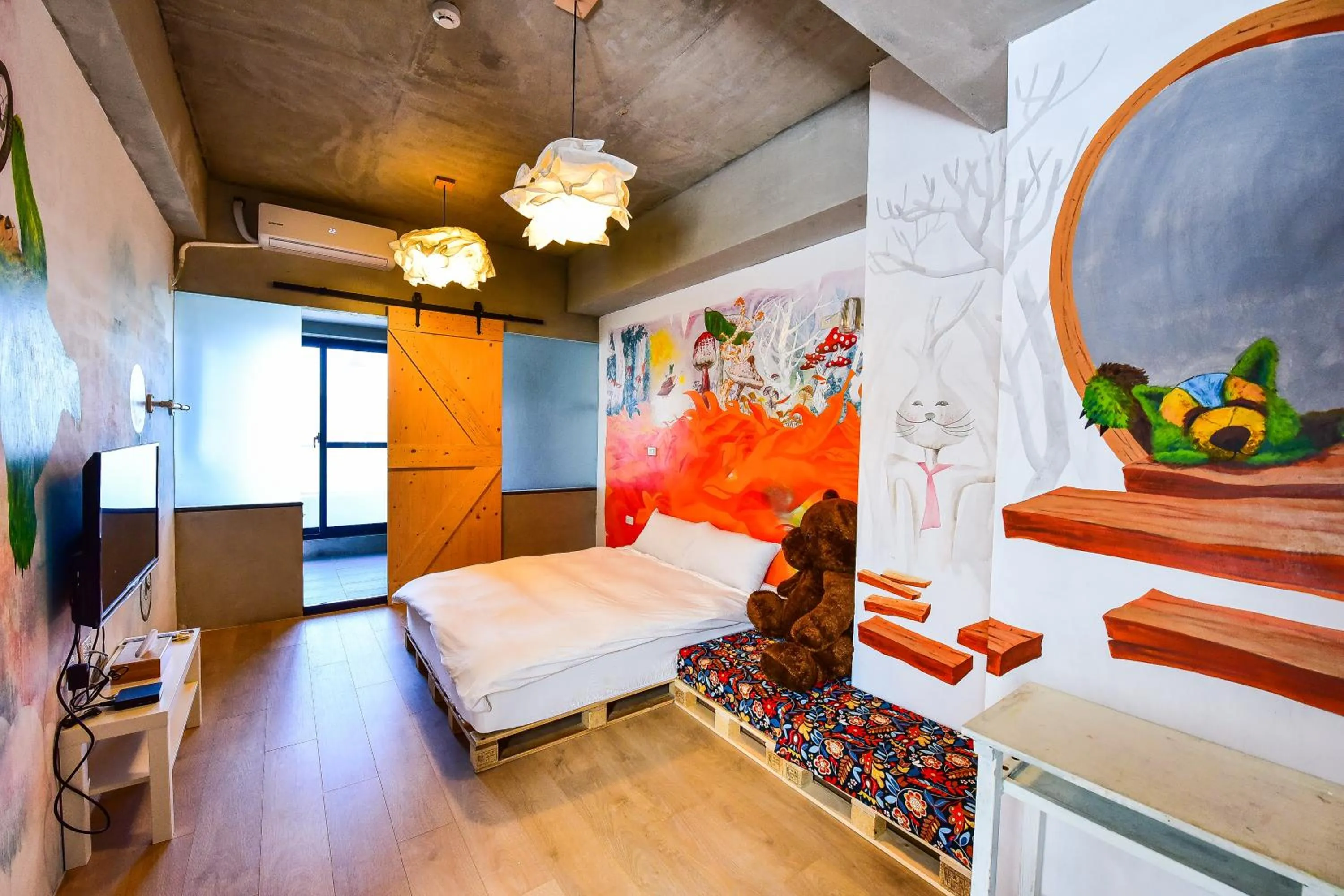Photo of the whole room, Bed in Anping Wikid Design Hotel