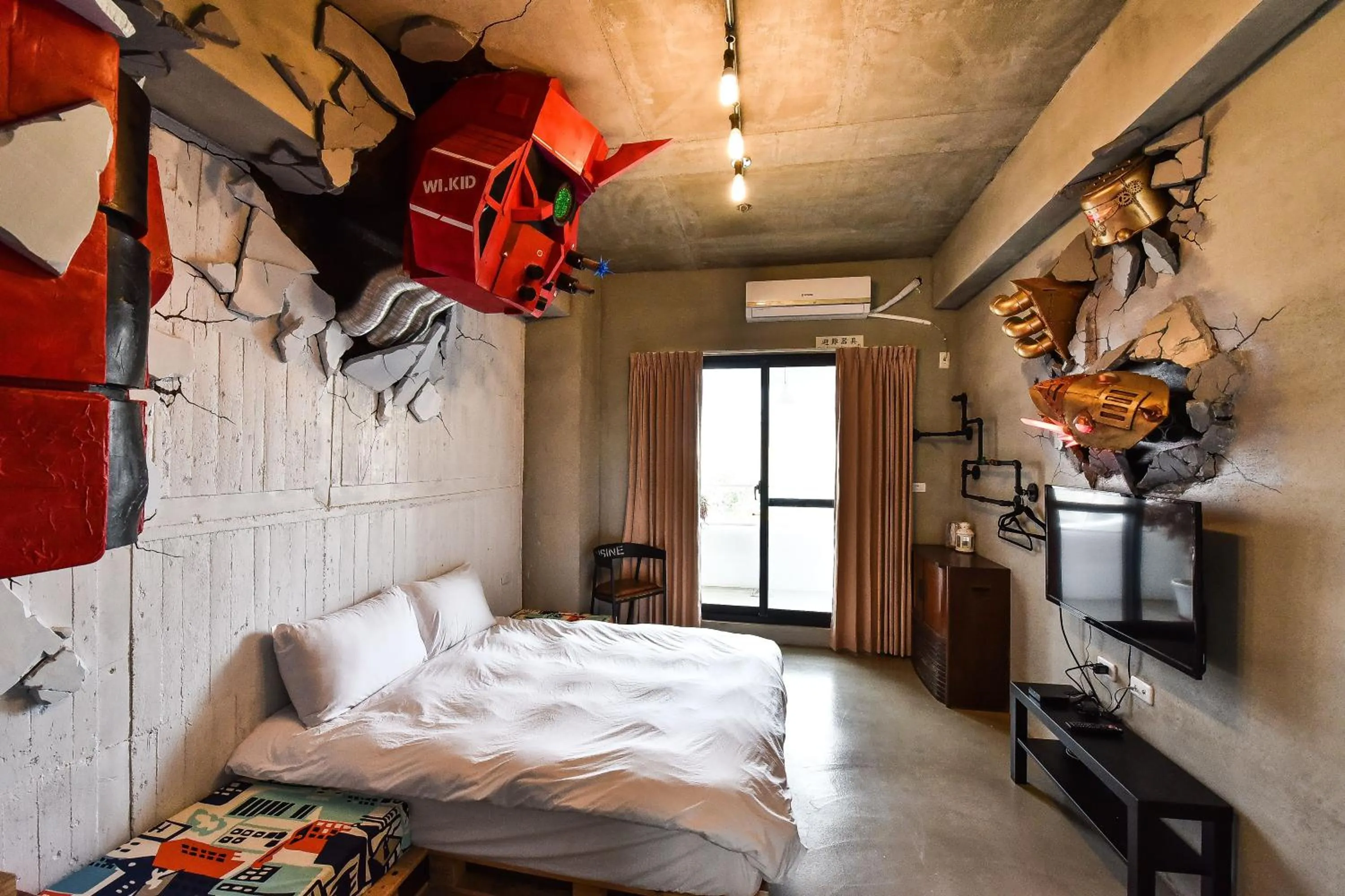 Photo of the whole room, Bed in Anping Wikid Design Hotel