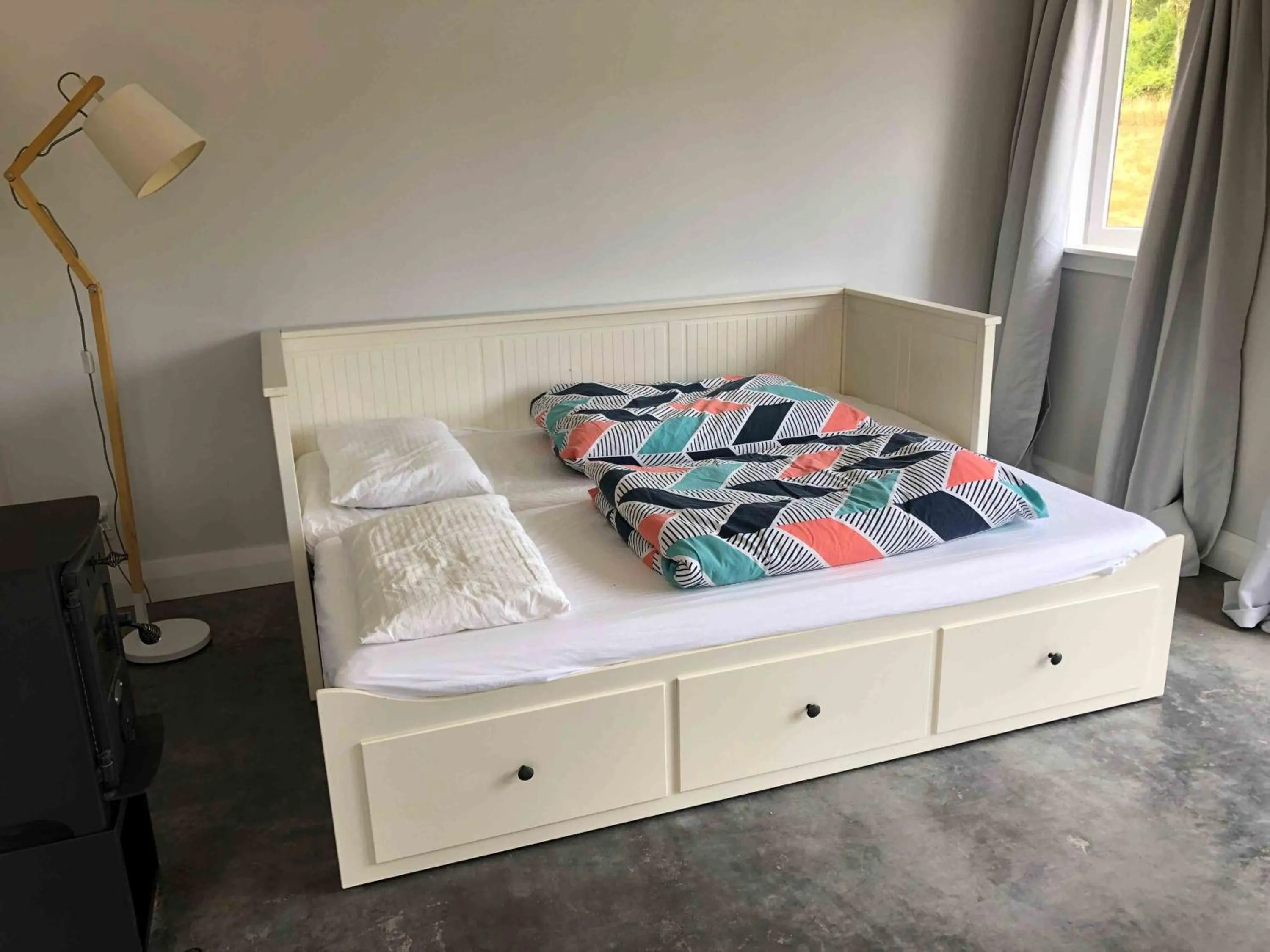 Bed in The Pear Orchard Lodge