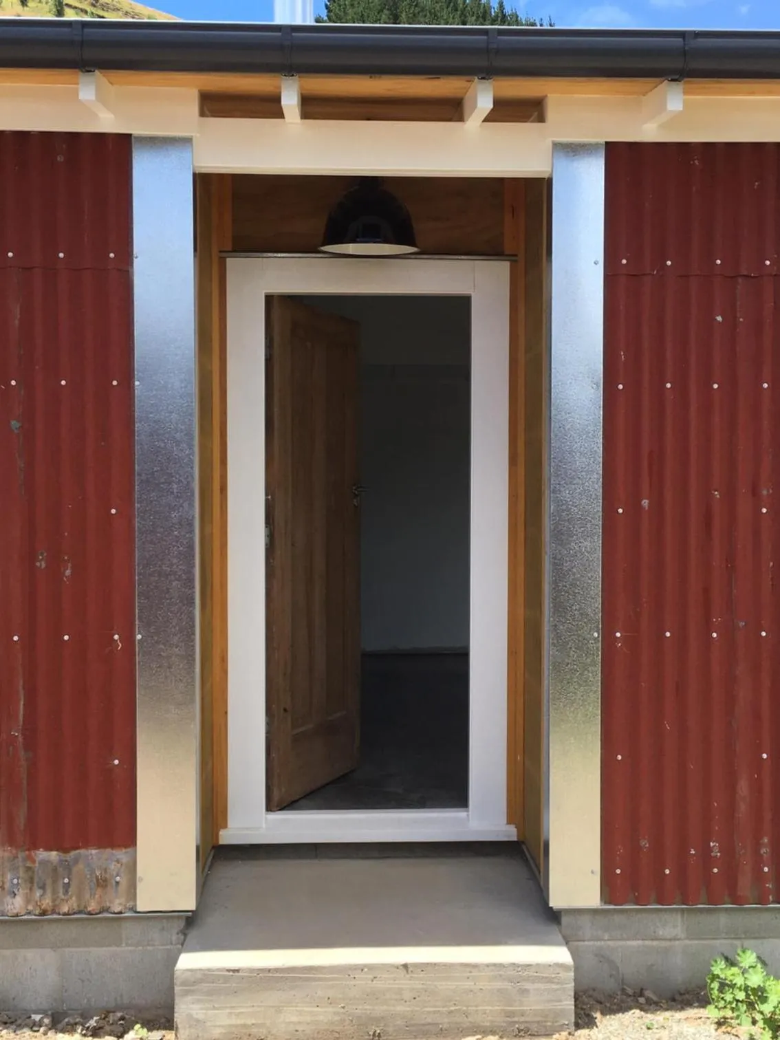 Facade/entrance in The Pear Orchard Lodge