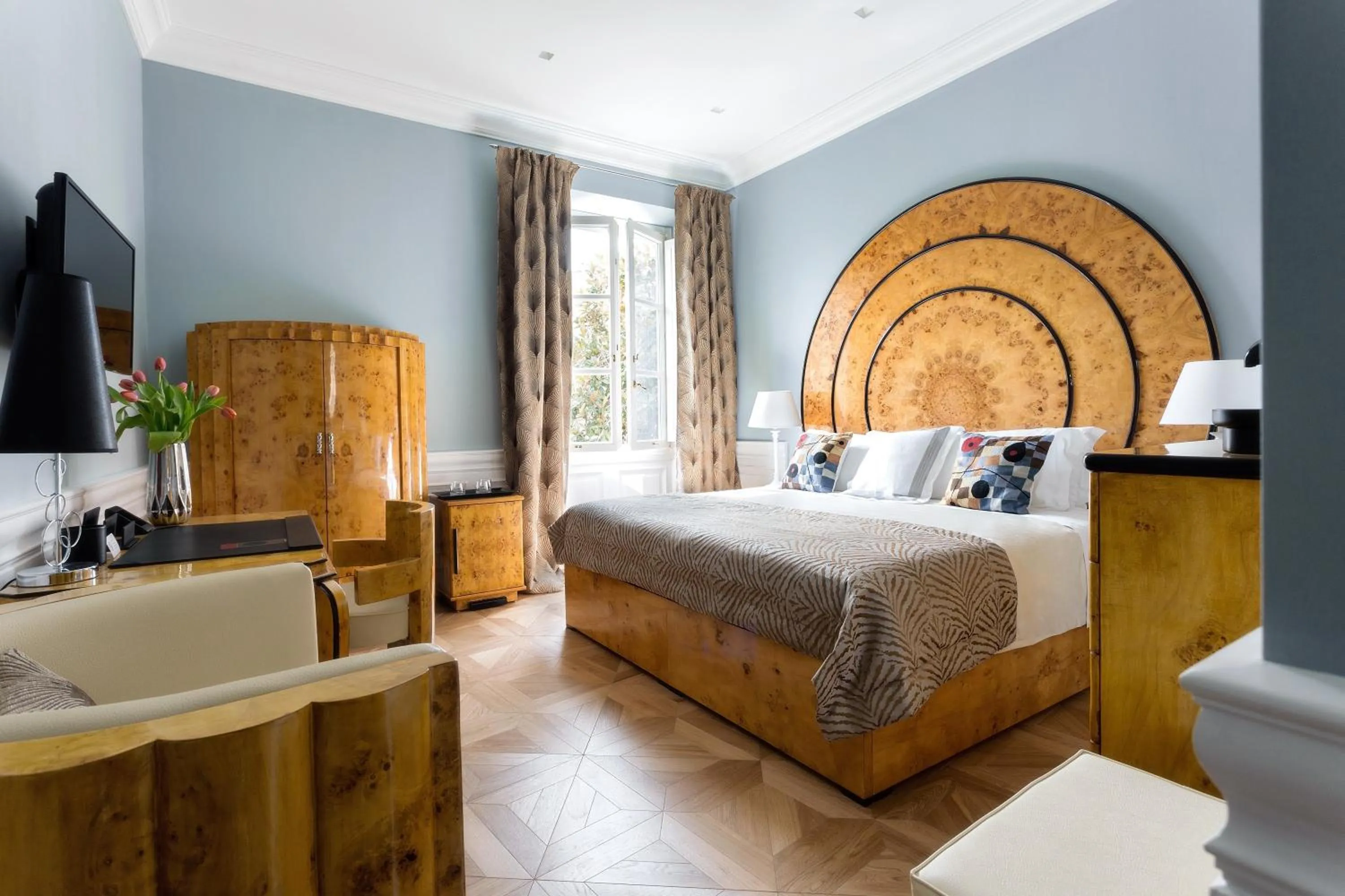 Photo of the whole room, Bed in La Maison du Sage