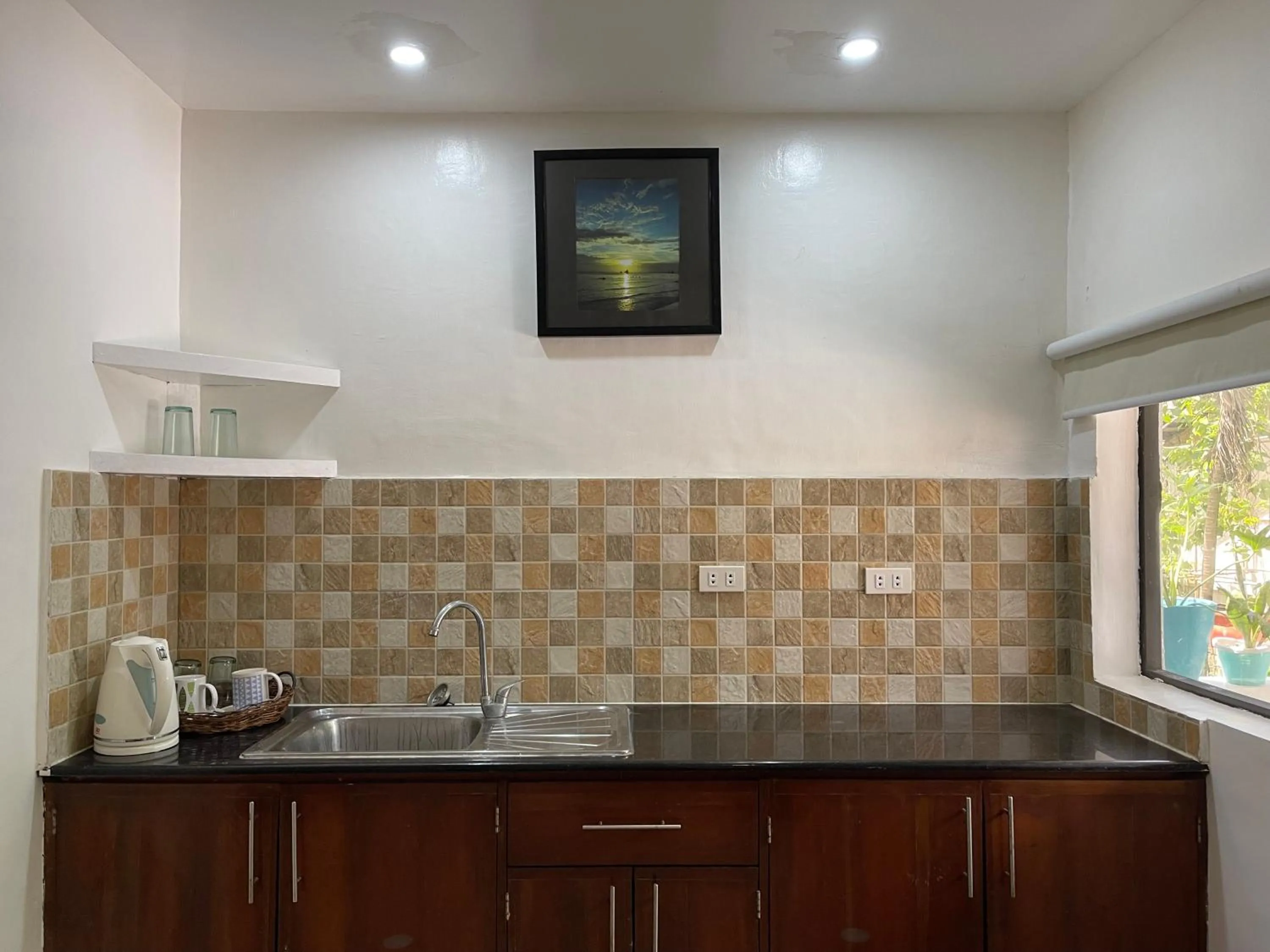 Coffee/tea facilities in Everrich Boutique Resort Boracay