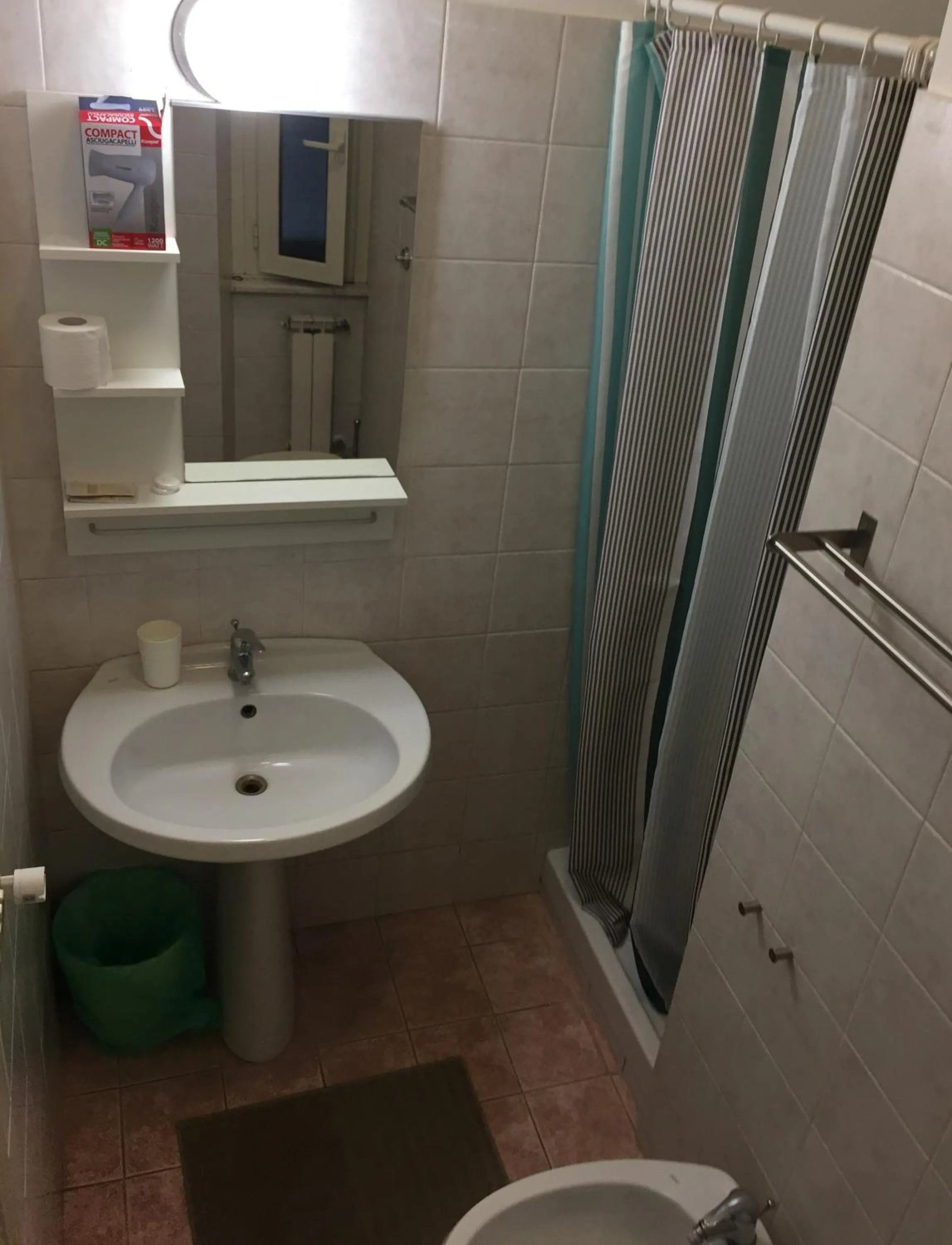 Bathroom in Domus Santa Caterina