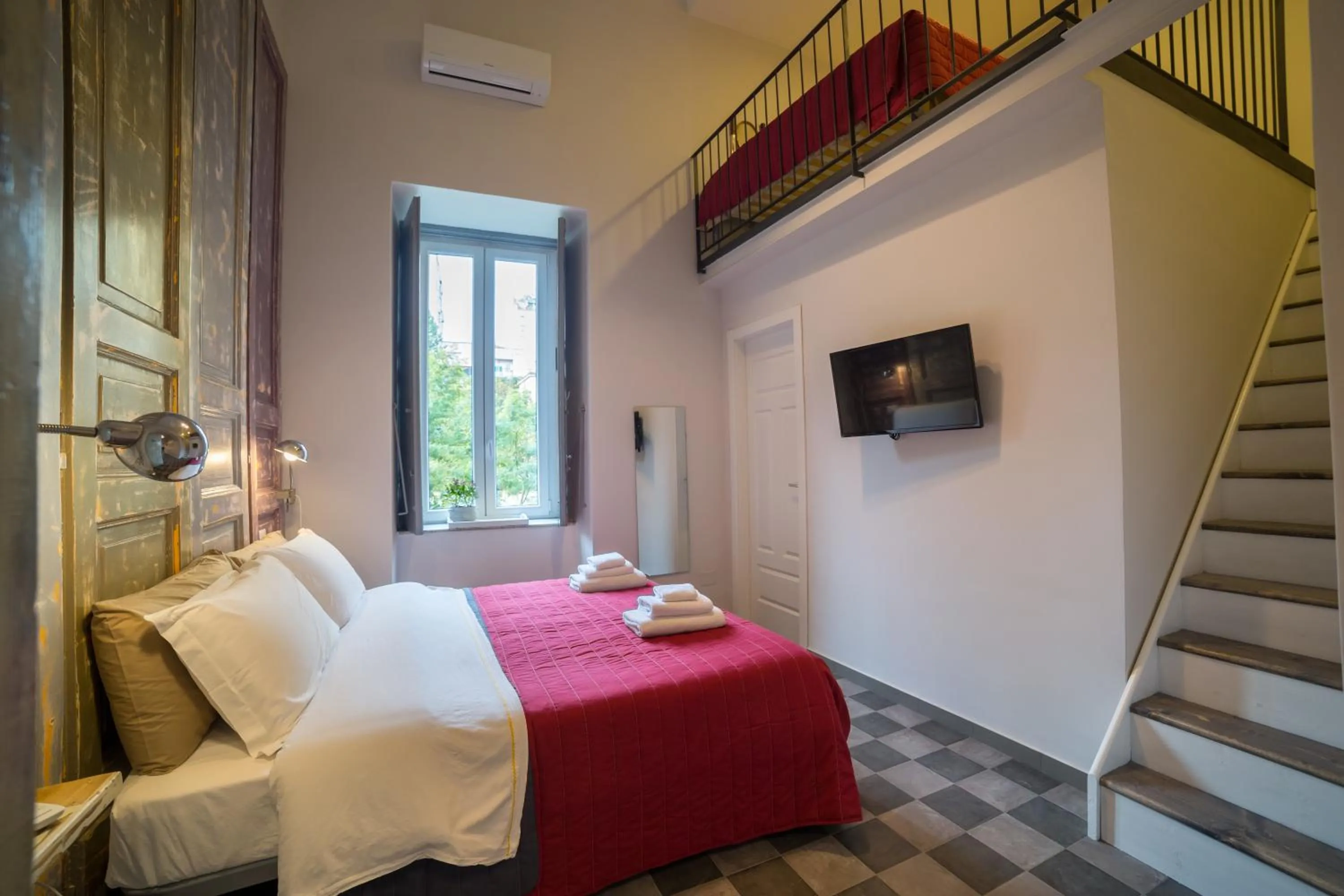 Photo of the whole room, Bed in The Foria House by House In Naples