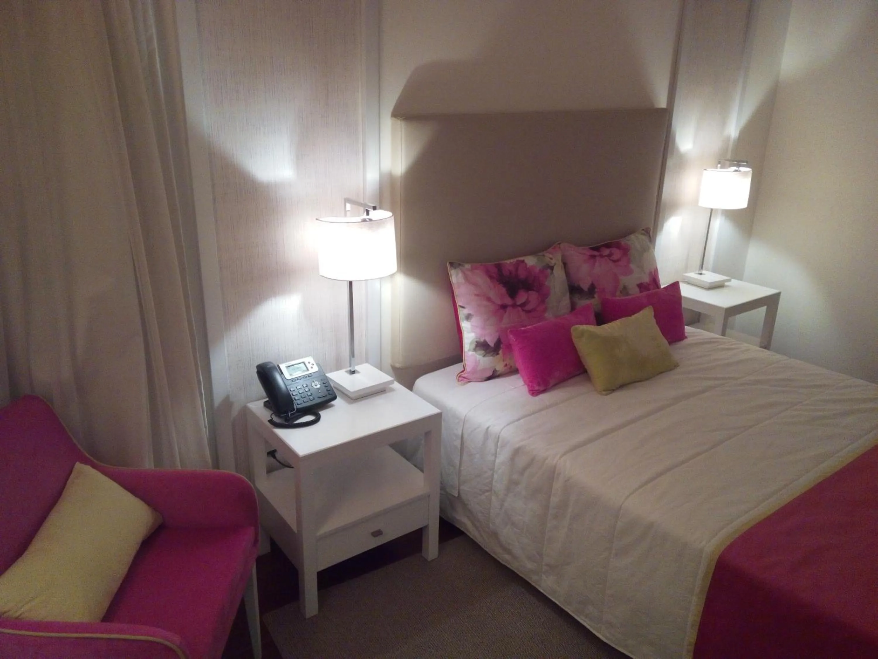 Bed in Monsanto GeoHotel Escola