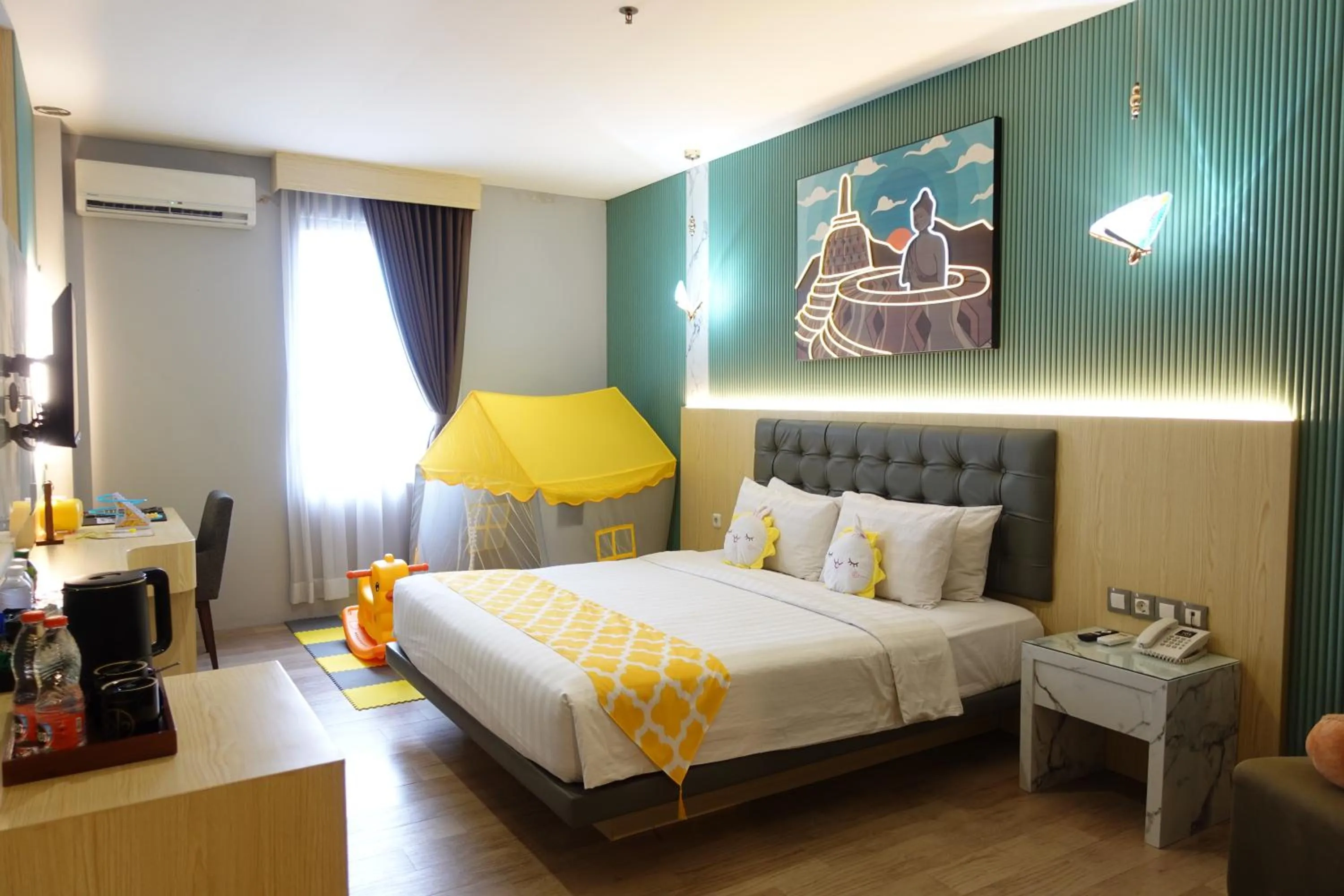 Bedroom, Bed in Grand Kangen Hotel Urip Sumoharjo