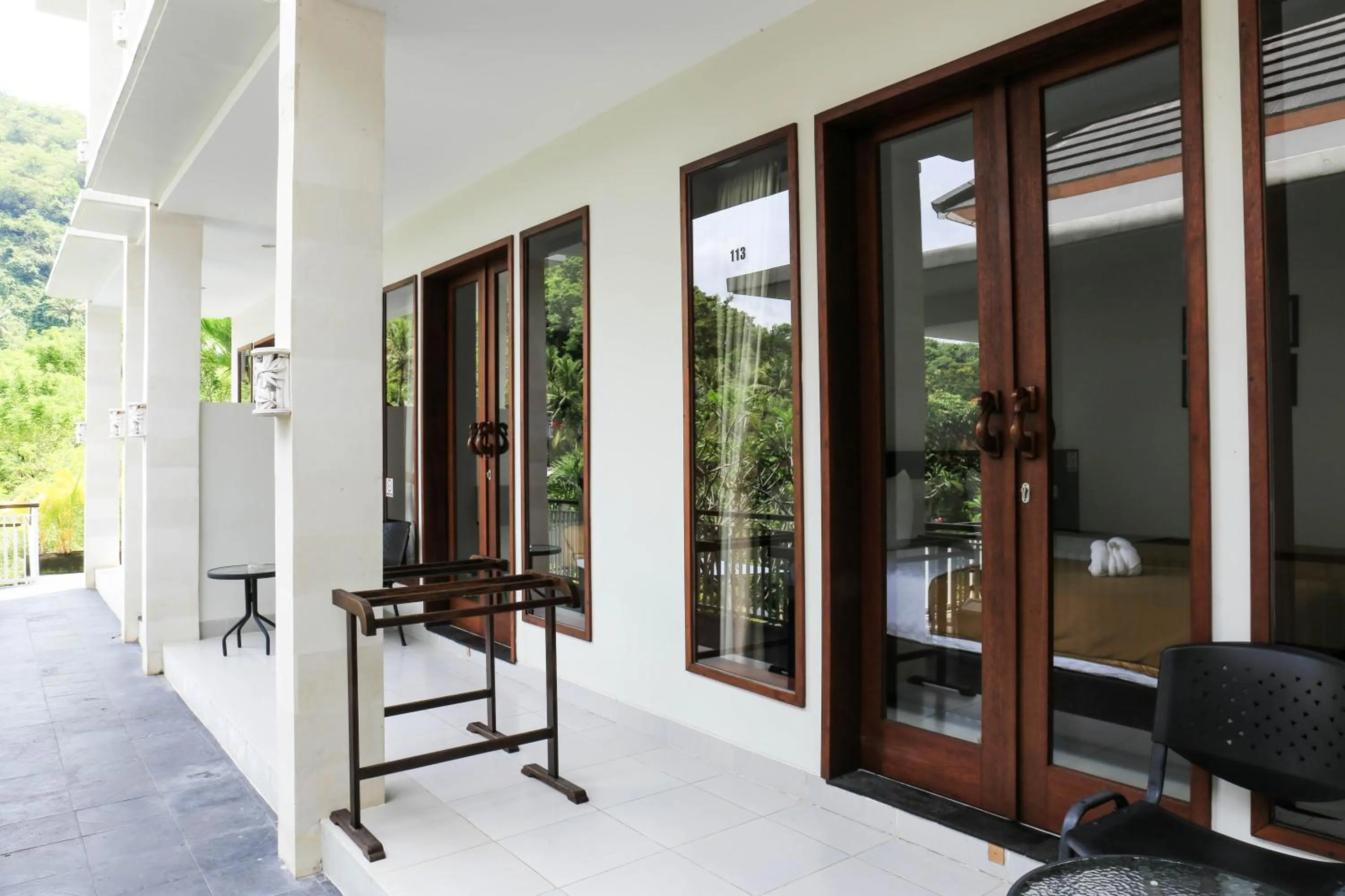 Garden in Dewi Villa Padangbai Hotel