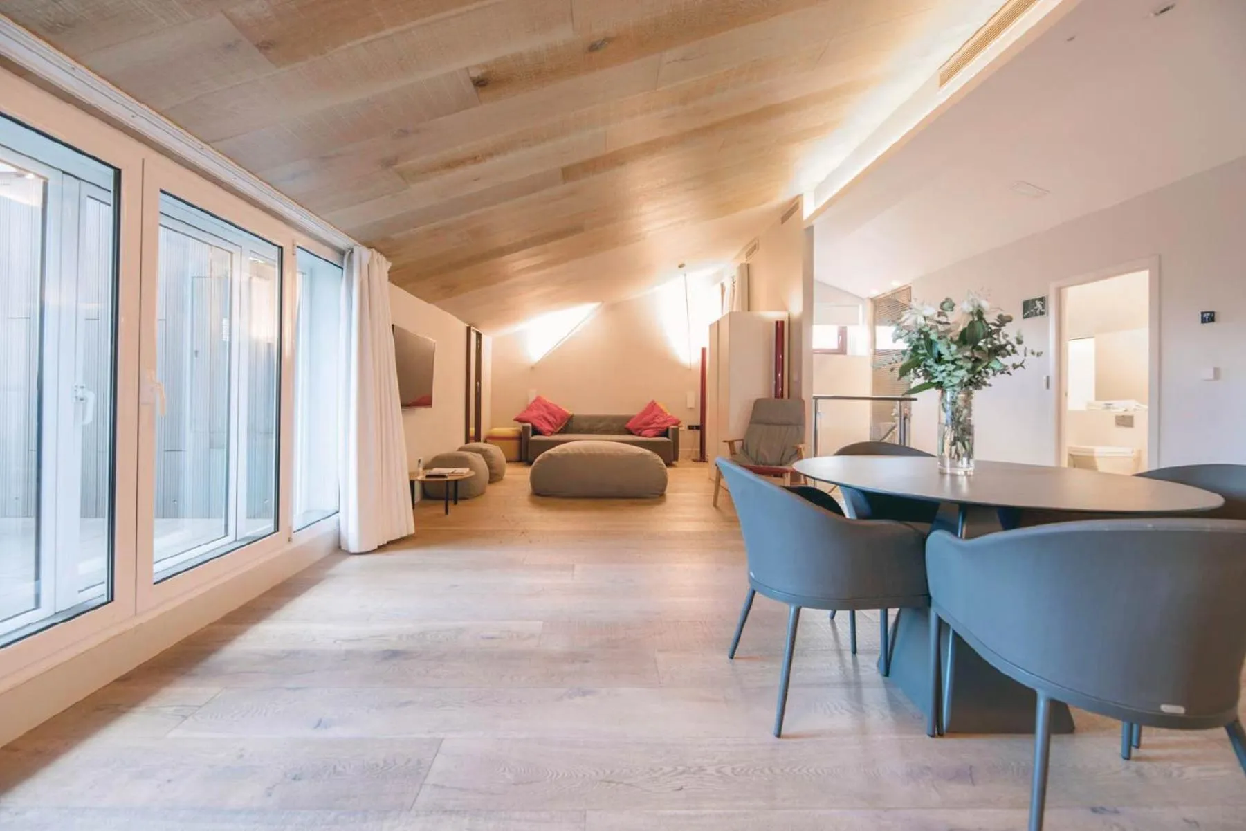 Living room in MYR Plaza Mercado & Spa