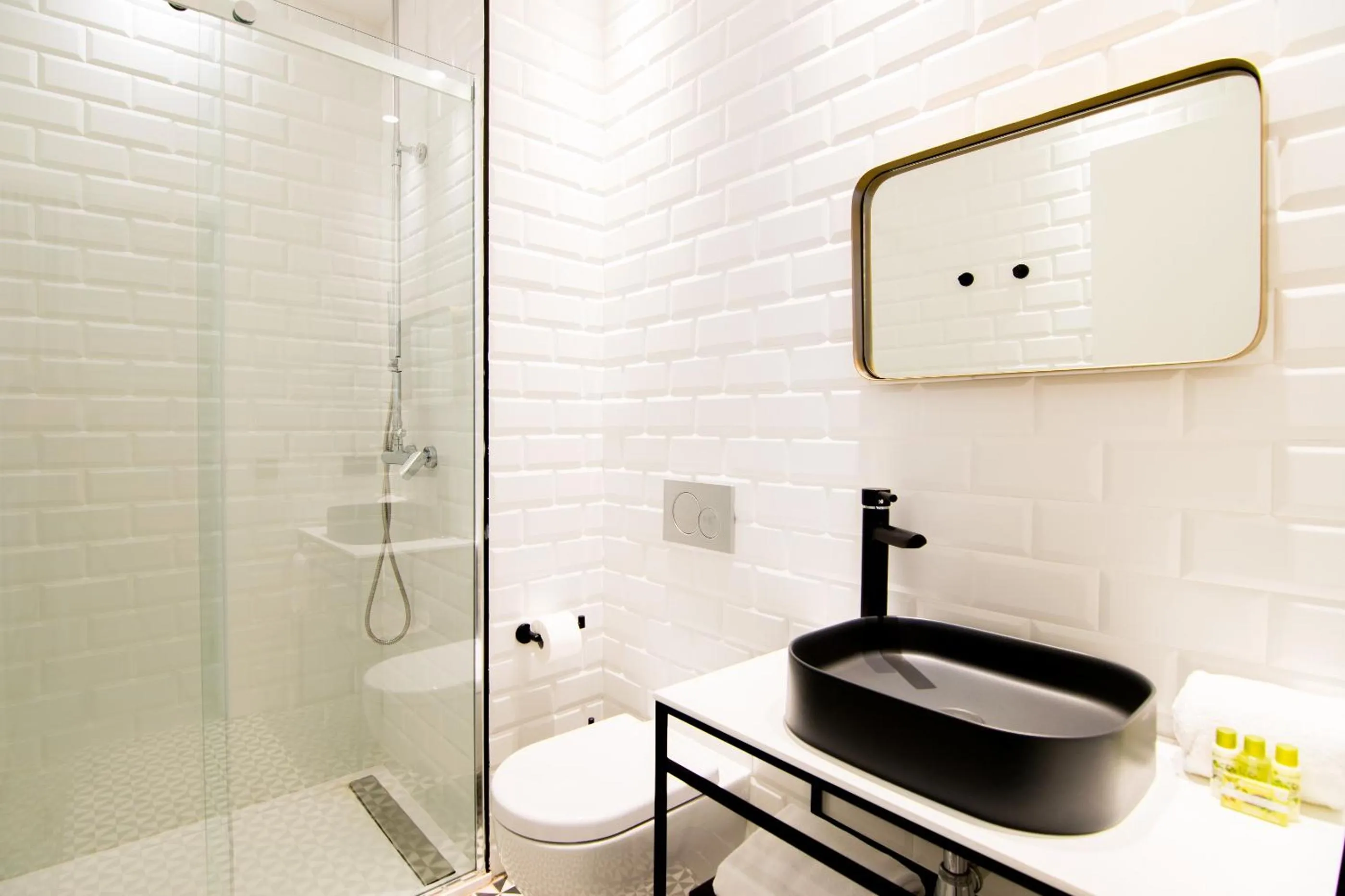 Bathroom in MYR Plaza Mercado & Spa