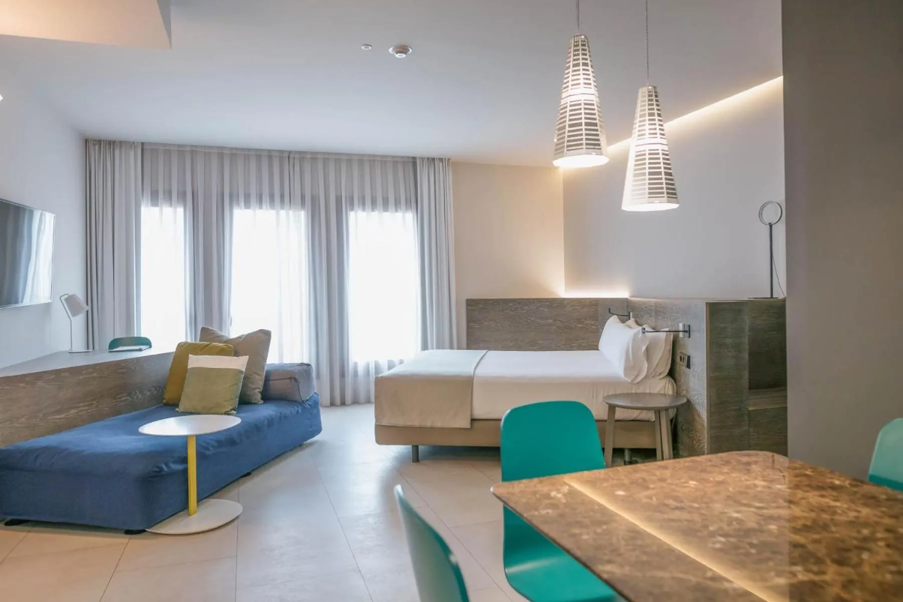 Bed in MYR Plaza Mercado & Spa