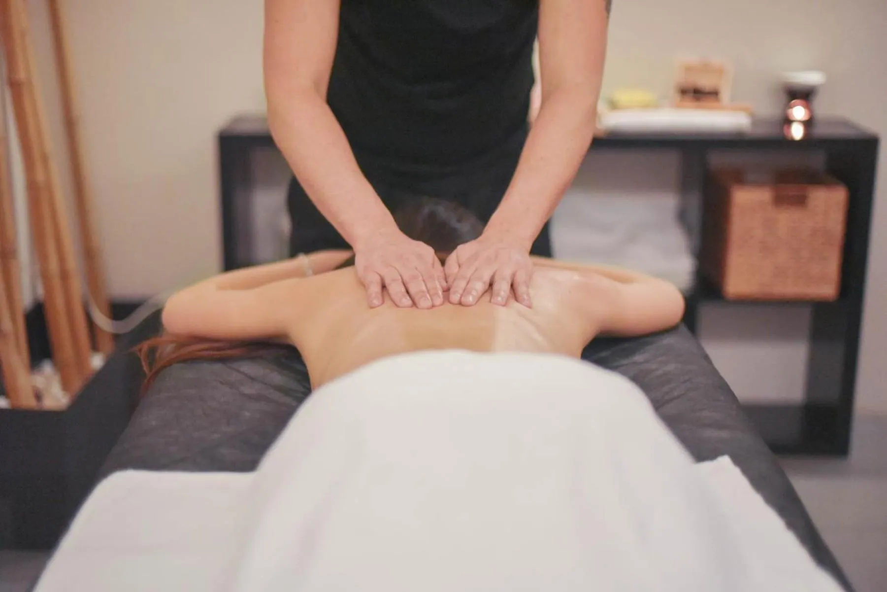 Massage in MYR Plaza Mercado & Spa