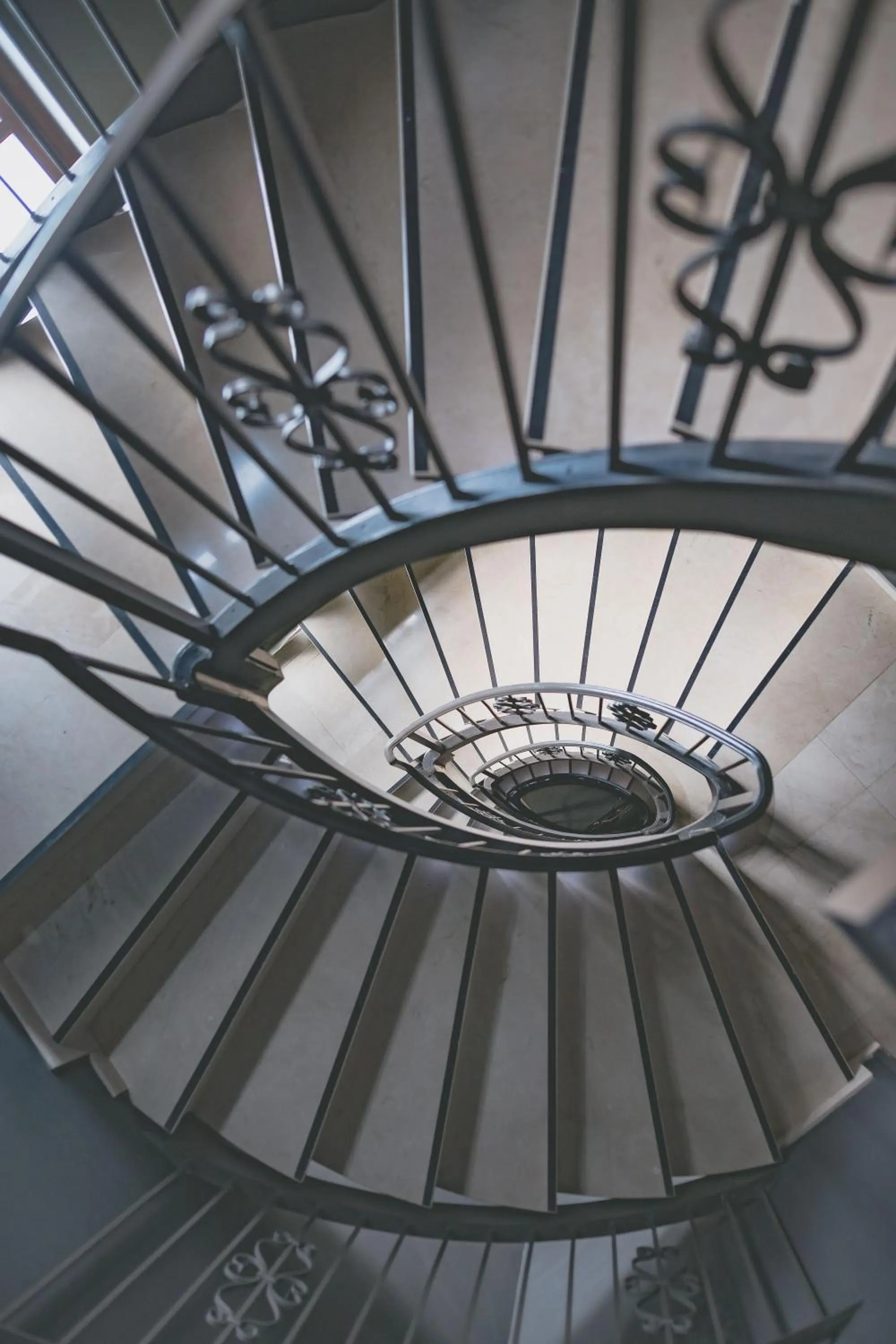 Property building in MYR Plaza Mercado & Spa