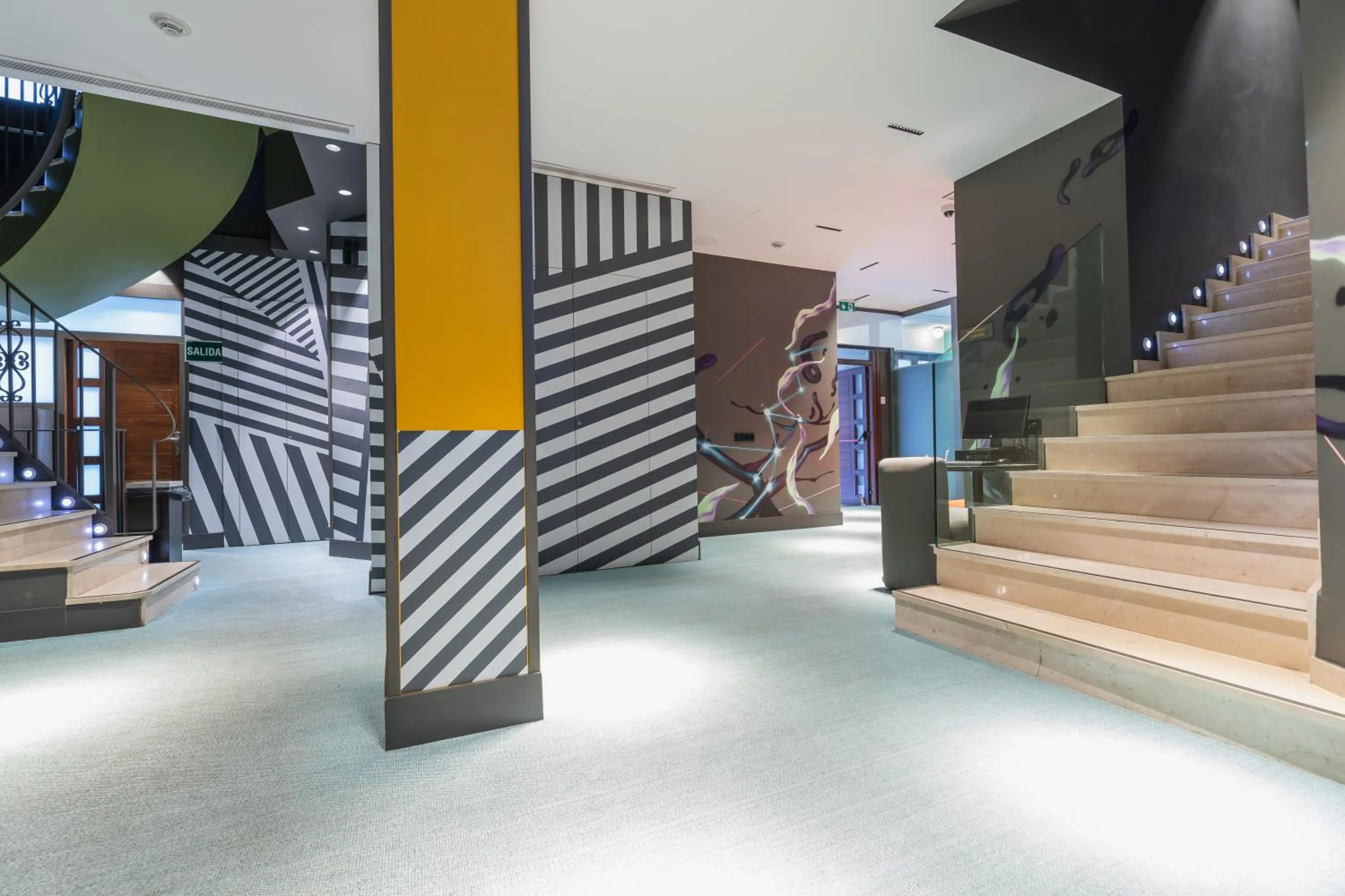 Lobby or reception in MYR Plaza Mercado & Spa