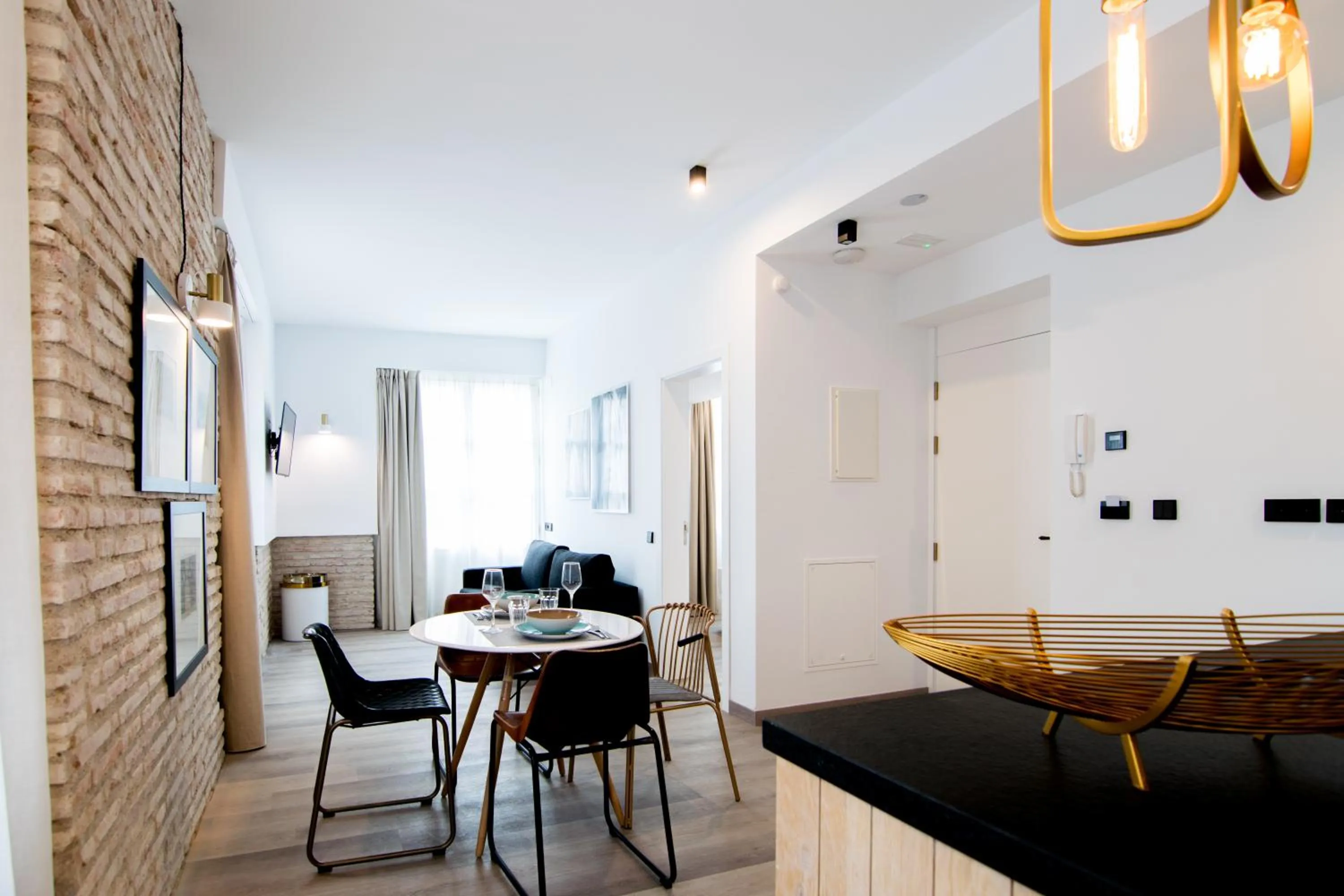 Dining area in MYR Plaza Mercado & Spa