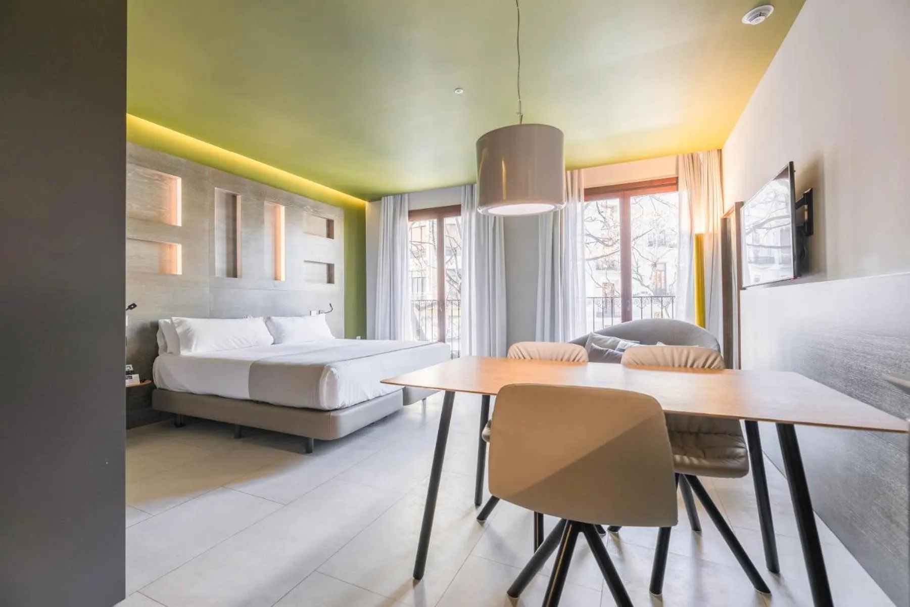 Bed in MYR Plaza Mercado & Spa