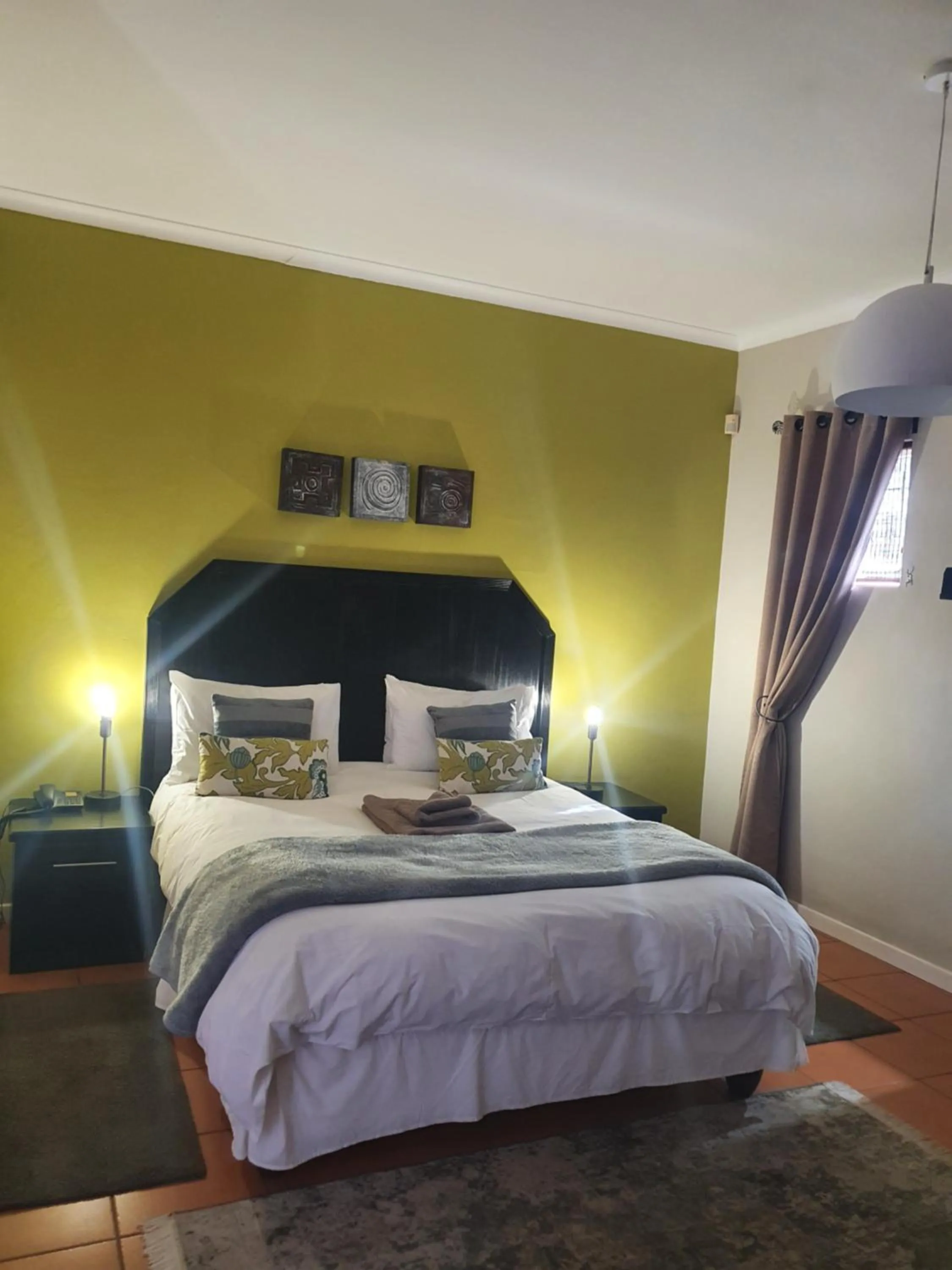 Bedroom, Bed in Langholm Hotel