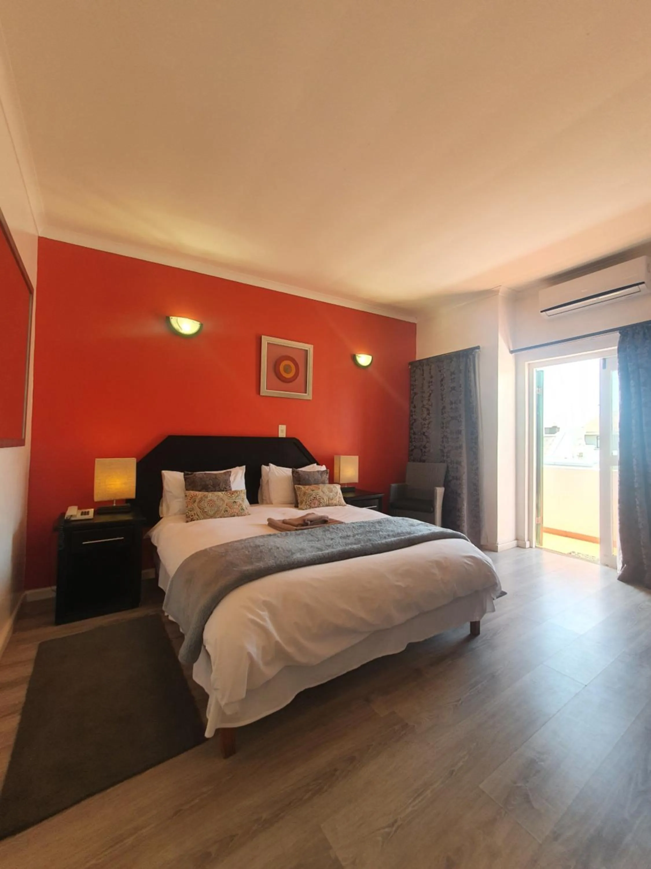 Photo of the whole room, Bed in Langholm Hotel