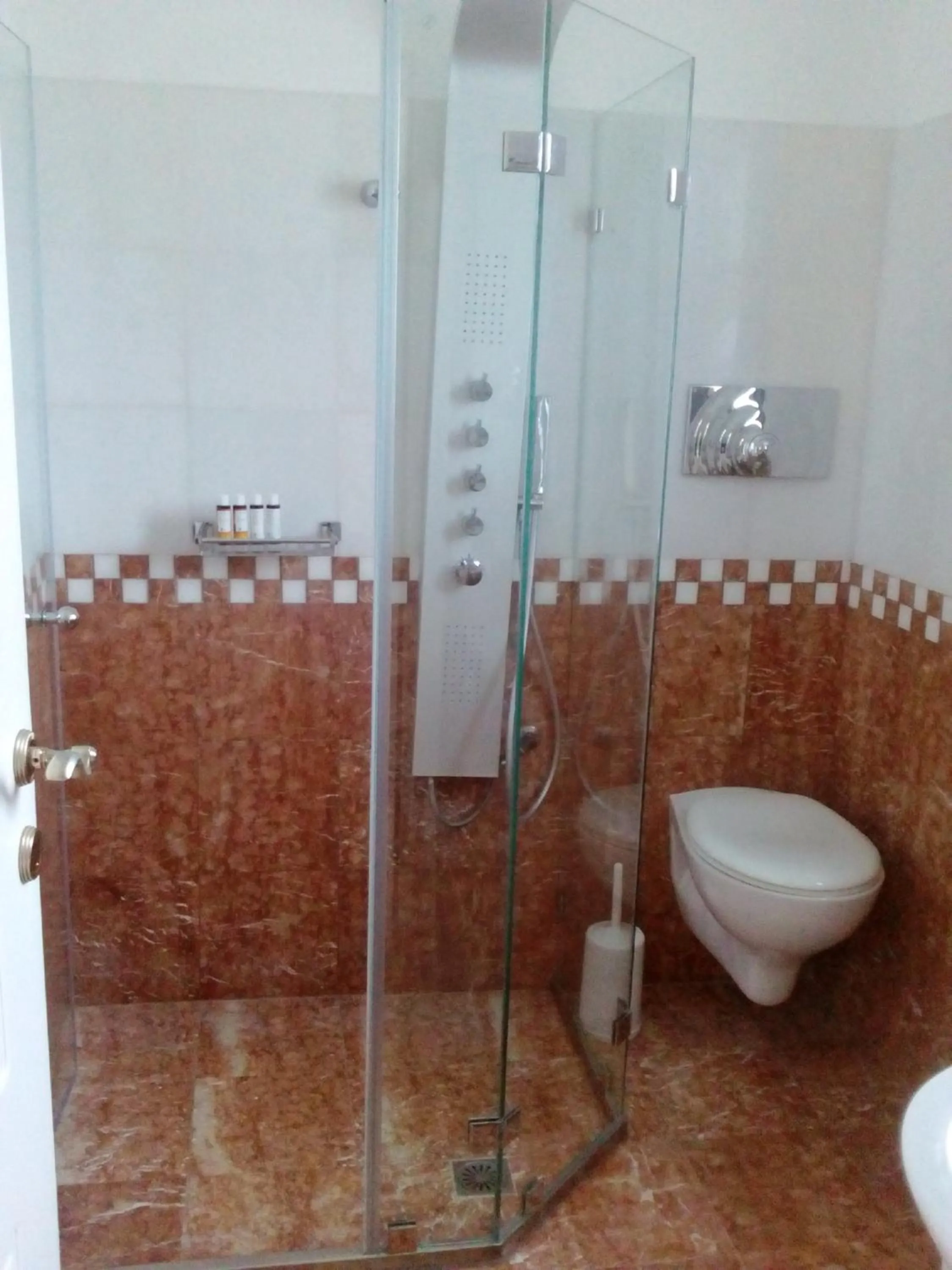 Shower in Kedros Villas