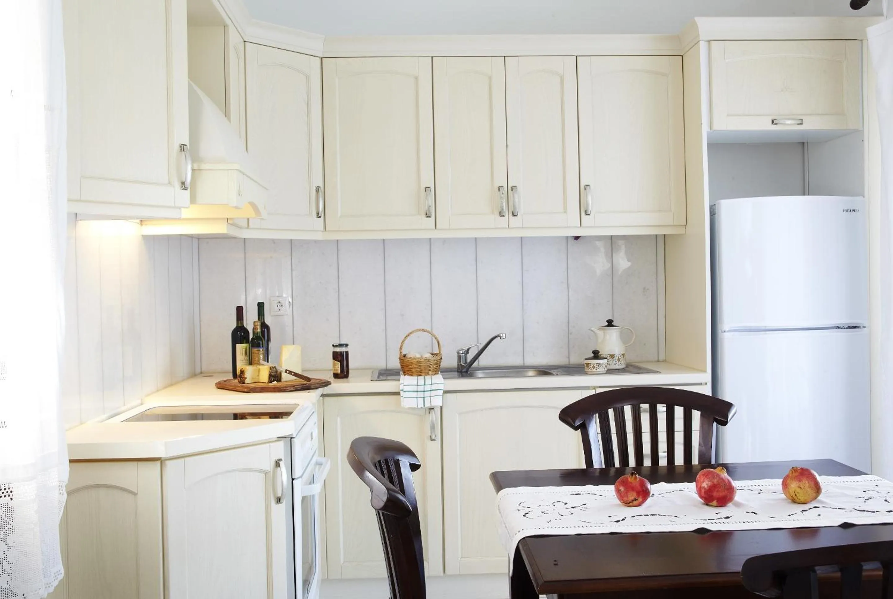 Kitchen or kitchenette in Kedros Villas