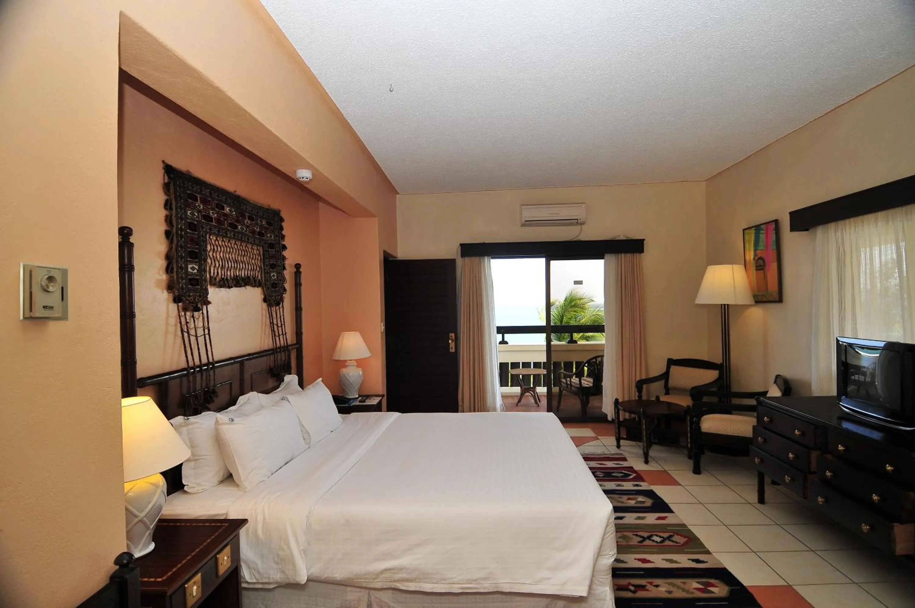 Bed in Mombasa Continental Resort