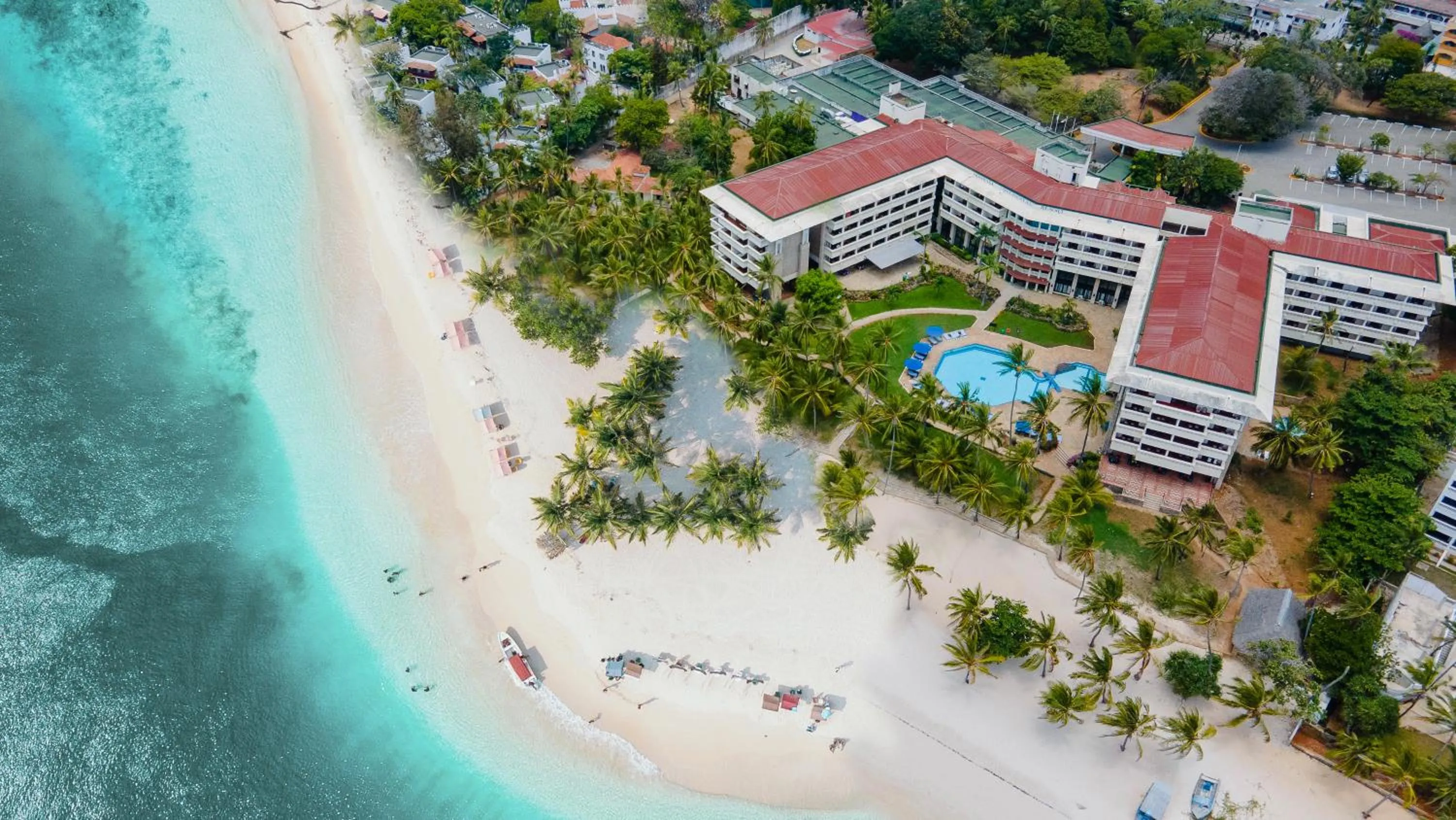 Property building in Mombasa Continental Resort