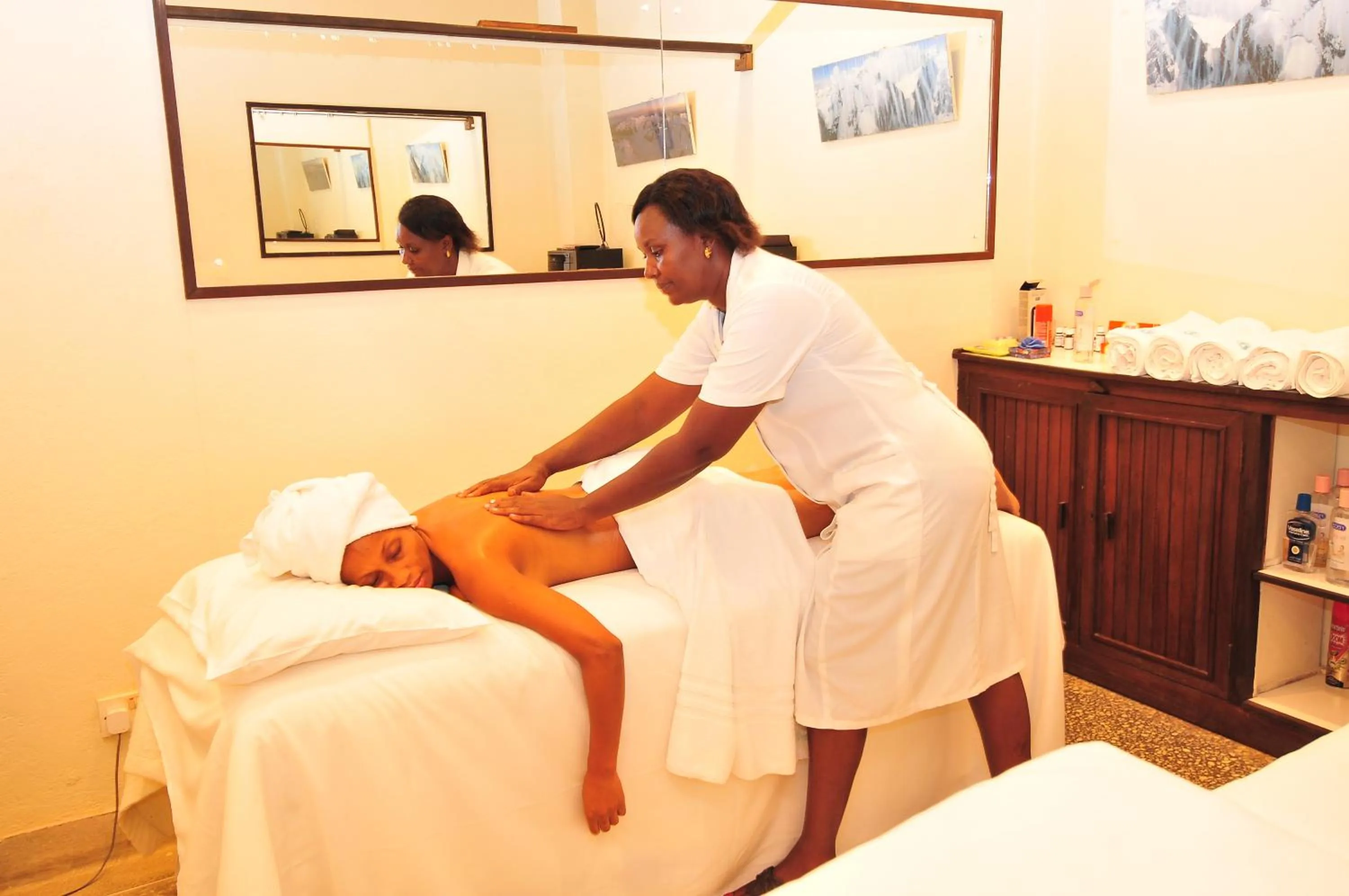 Massage in Mombasa Continental Resort
