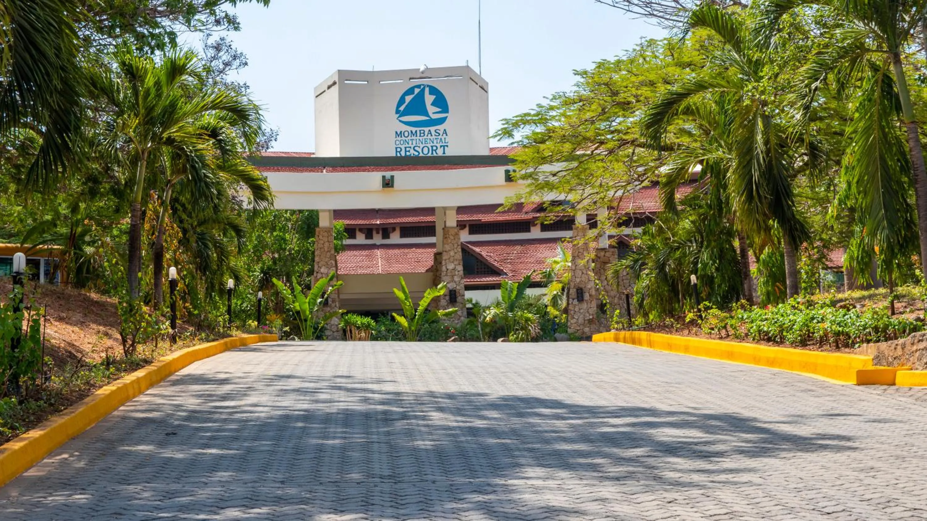 Property building in Mombasa Continental Resort