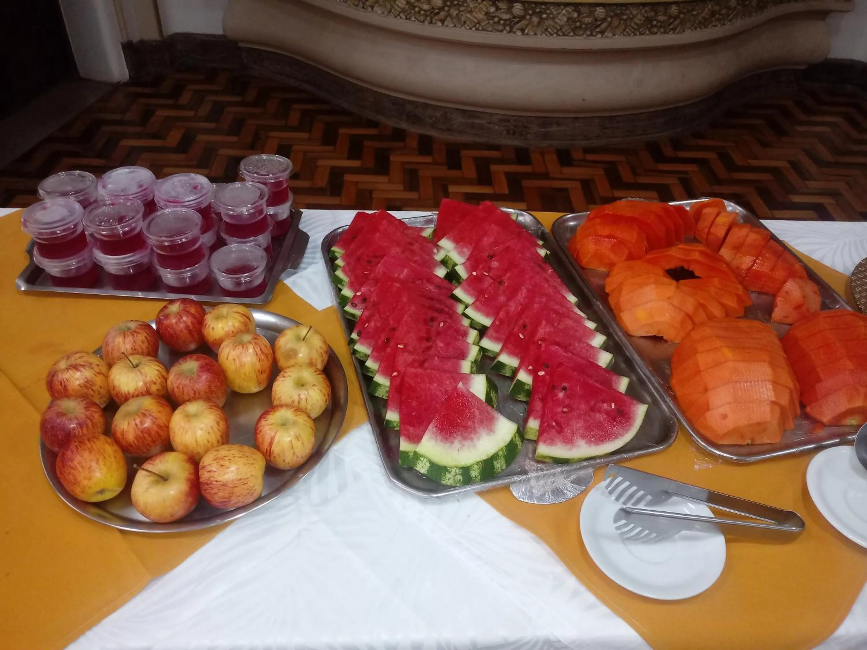 Breakfast in Aurora Hotel