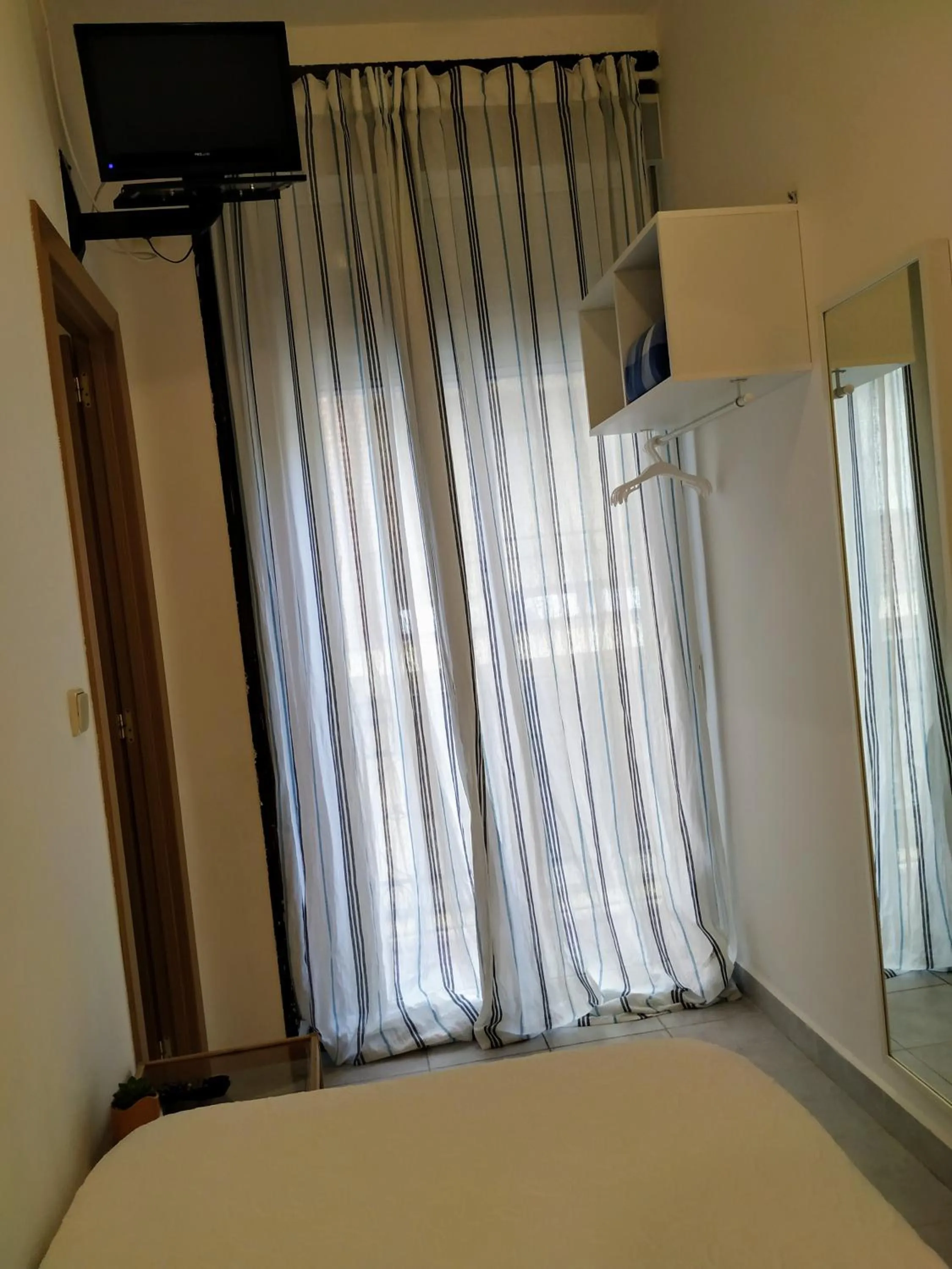 Bed in Hostal Abitum Madrid