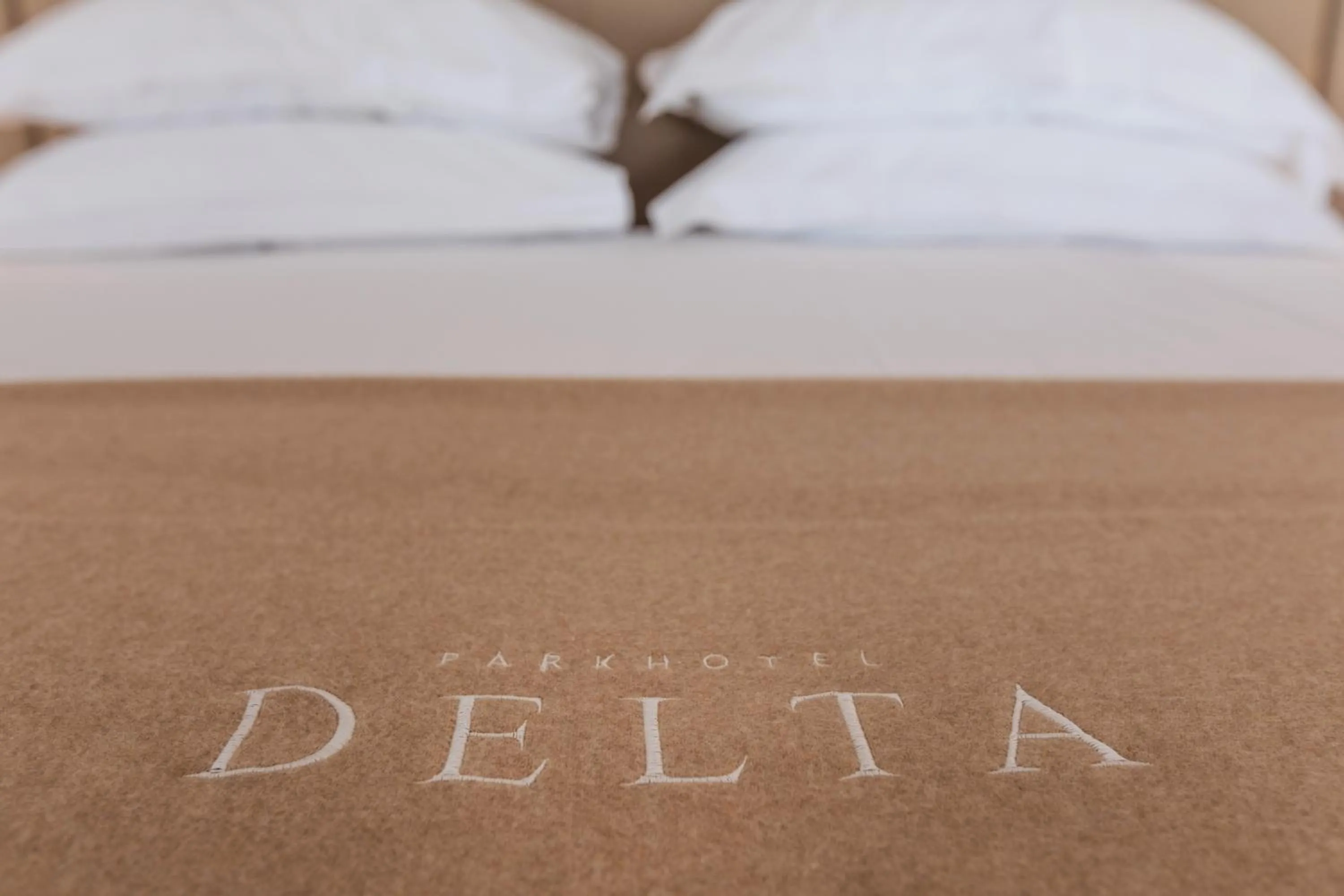 Bedroom, Bed in Villa Favorita - Parkhotel Delta