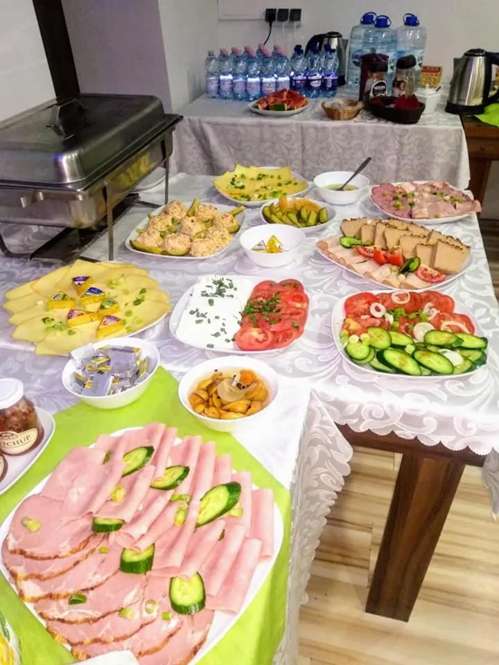 Breakfast in Zajazd Irys