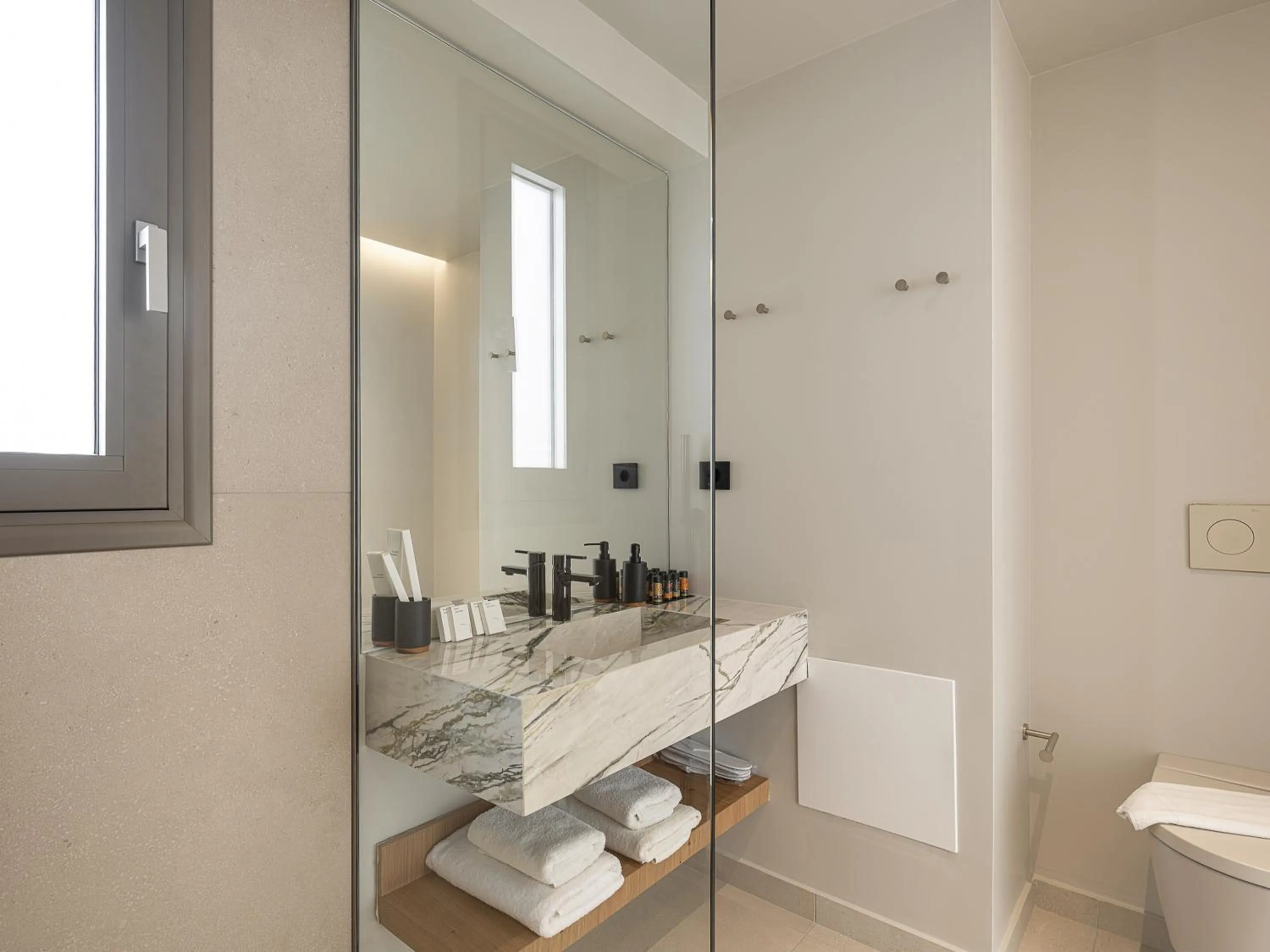 Bathroom in Iperion Beach Hotel