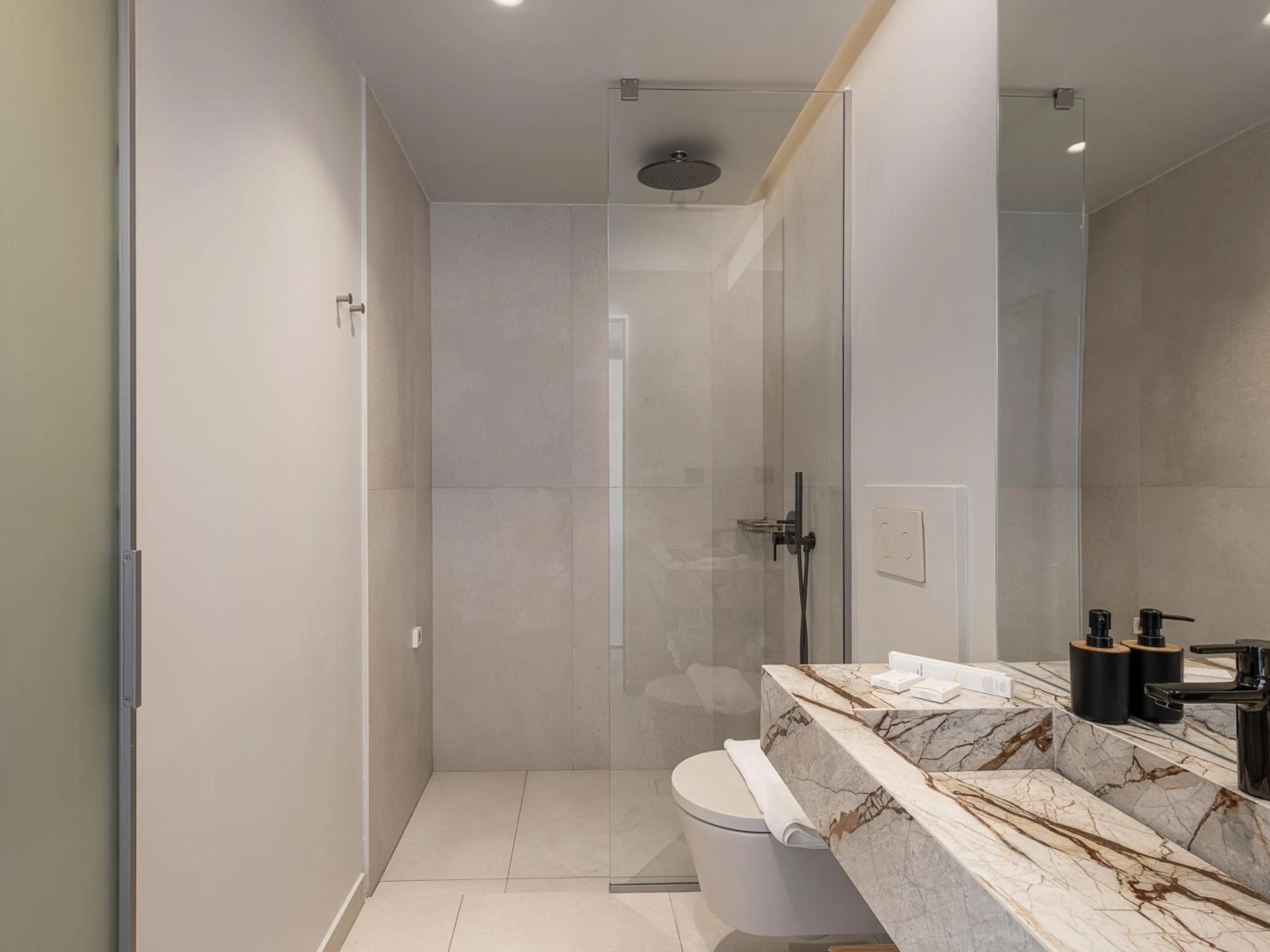 Bathroom in Iperion Beach Hotel